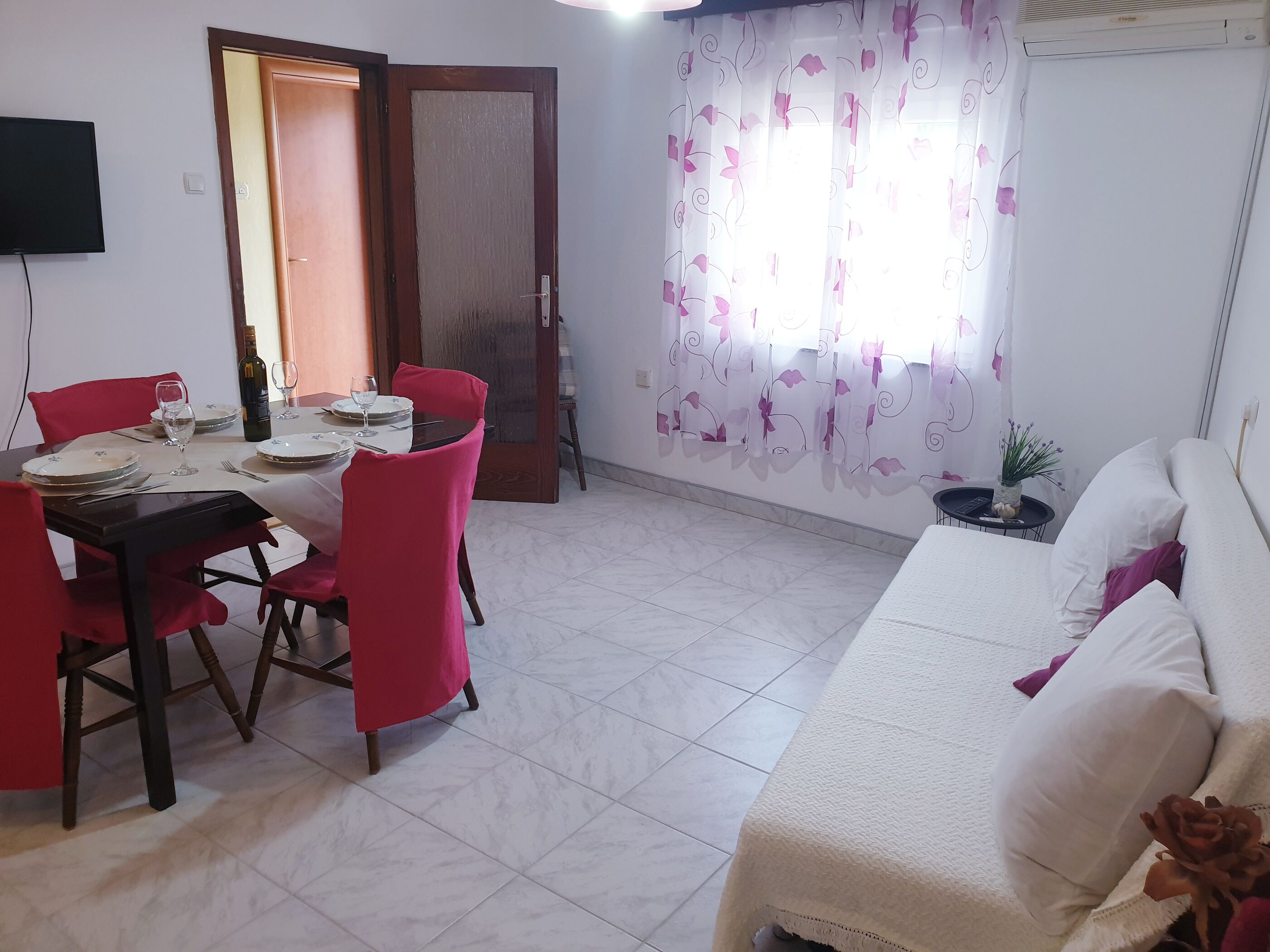 Apartment John 62894-A1