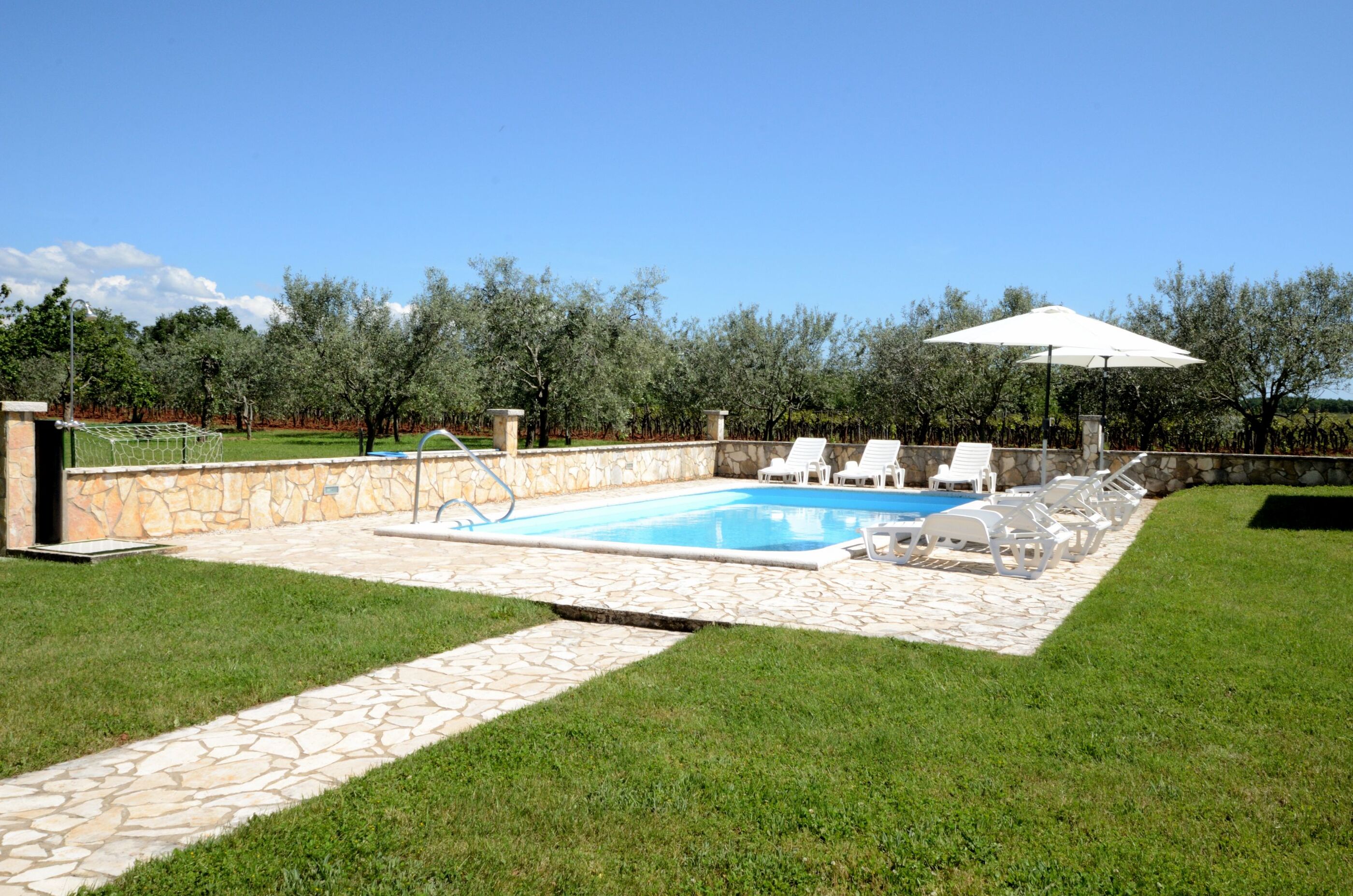 Apartments Mariano 70271-A1
