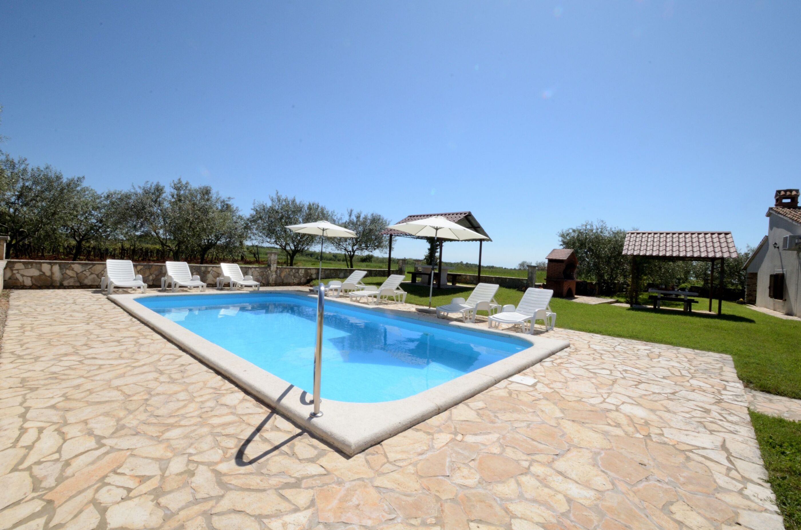 Apartments Mariano 70271-A1