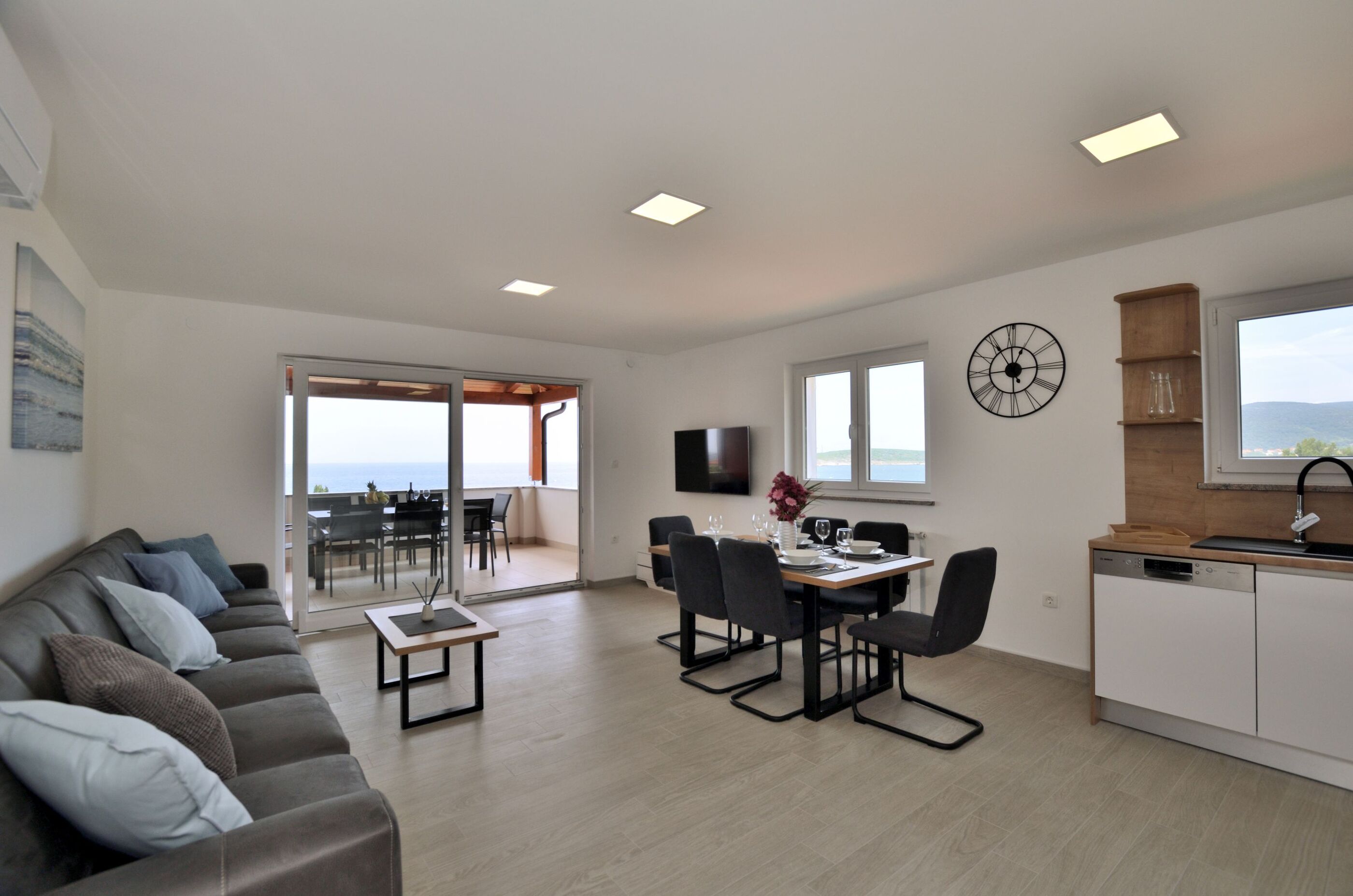 Apartments Villa Sofia 81541-A1