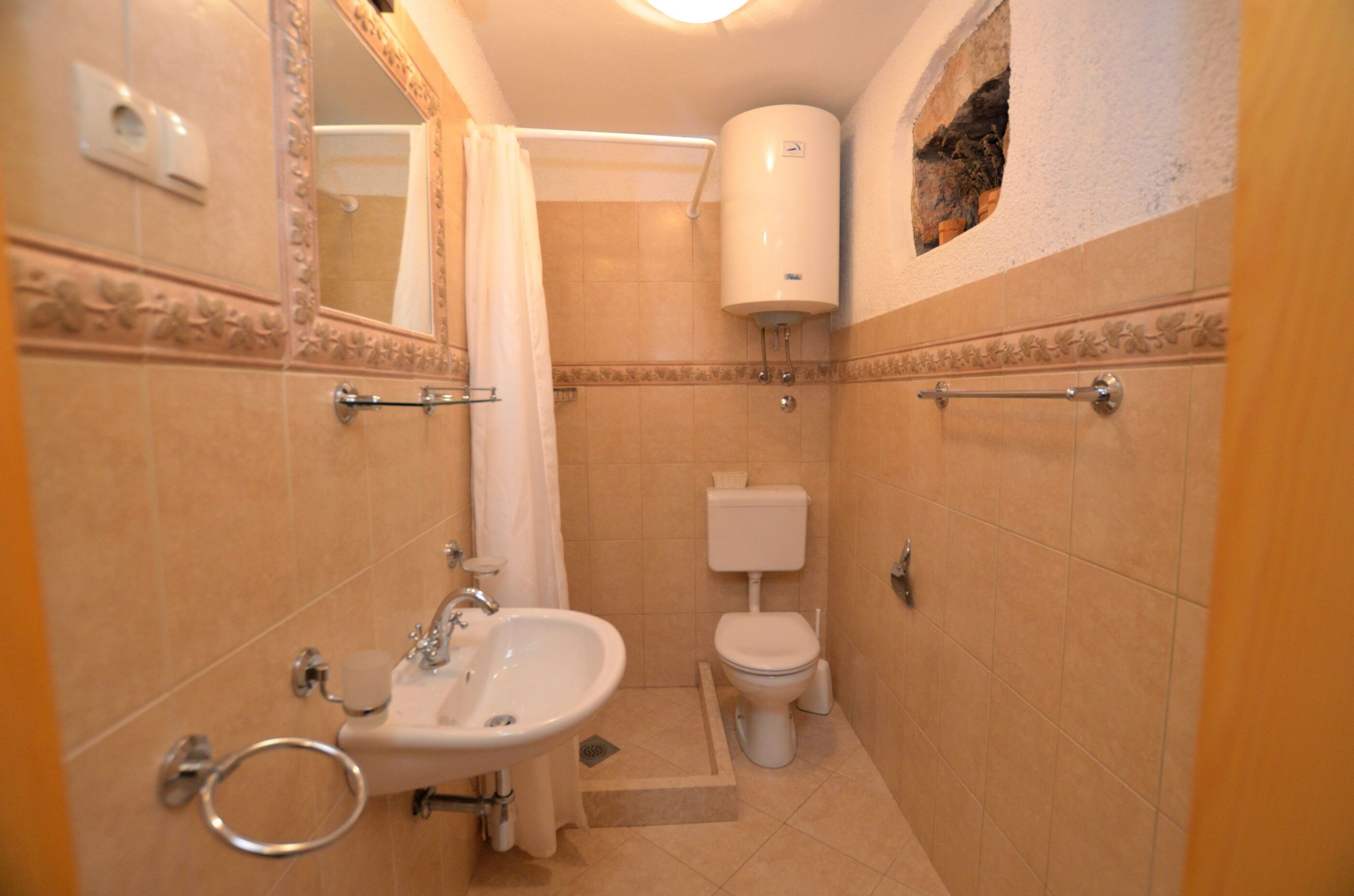 House Mikleus 81621-K1