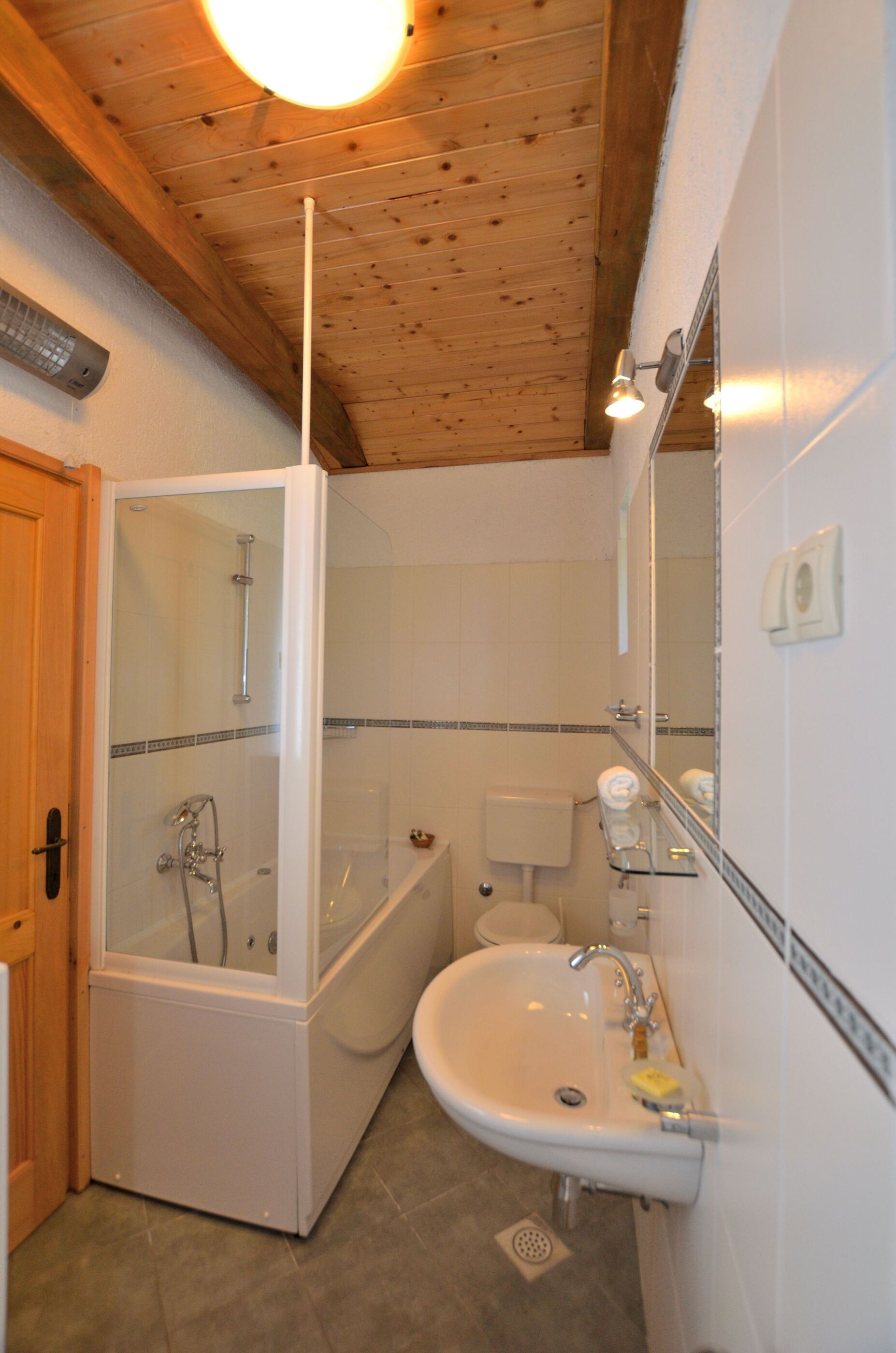 House Mikleus 81621-K1