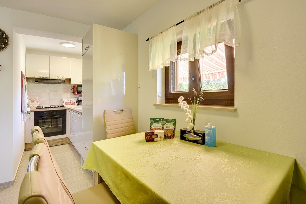 Casa Sandi 74203-K1