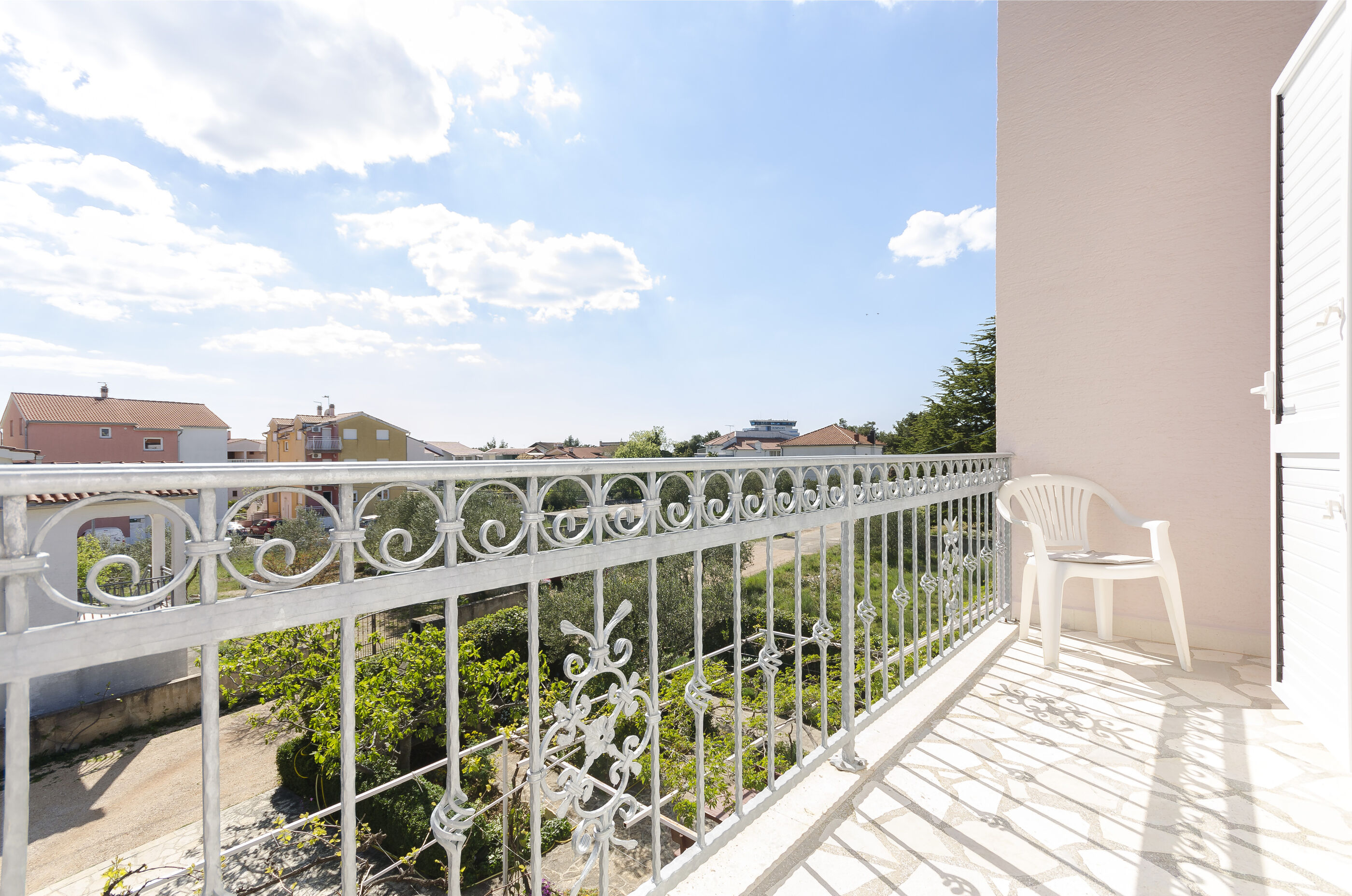 Apartment and Rooms Ema 11471-A1