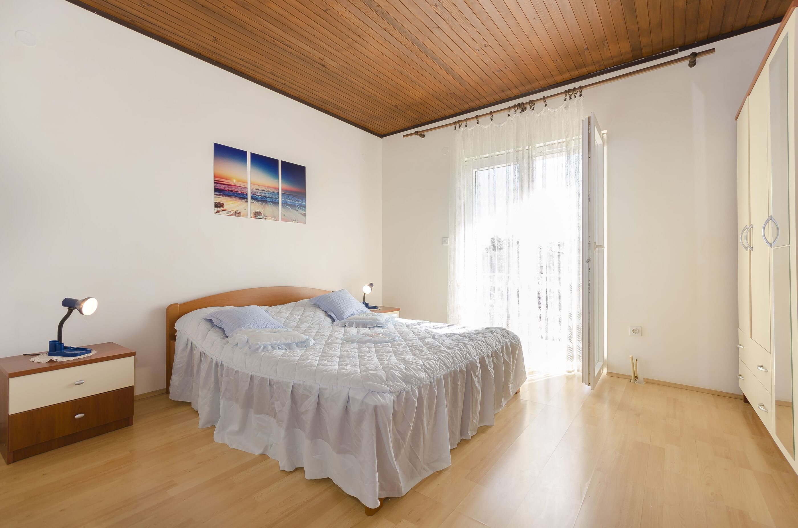 Apartment and Rooms Ema 11471-A1