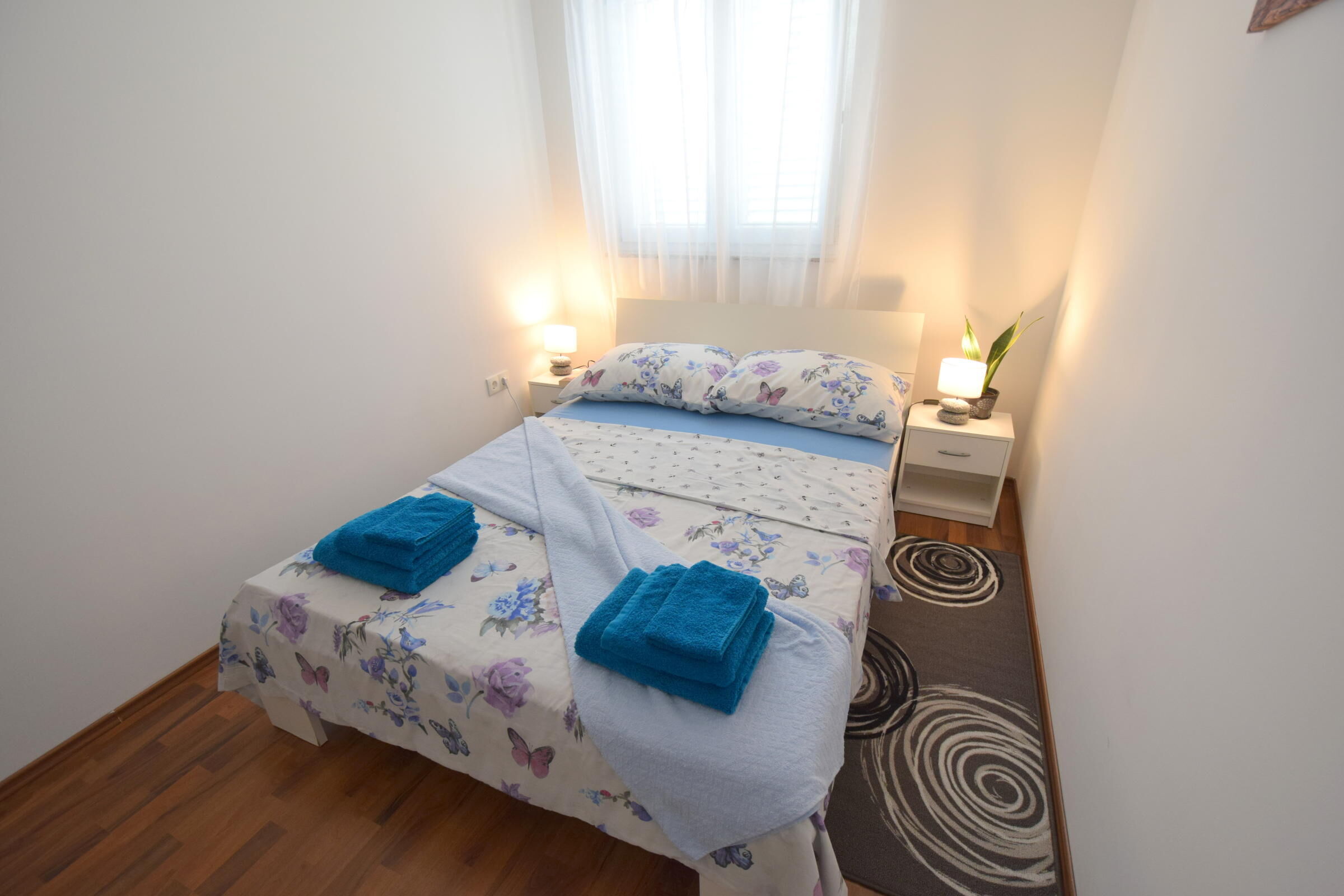 Apartment Gem 62285-A1