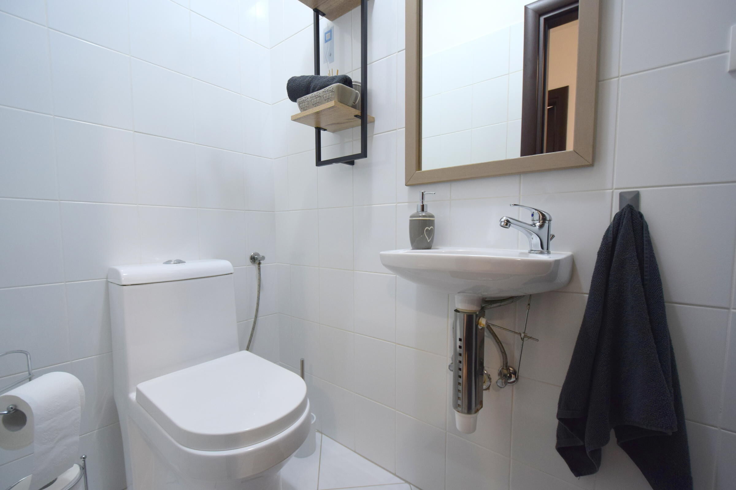 Apartment Gem 62285-A1