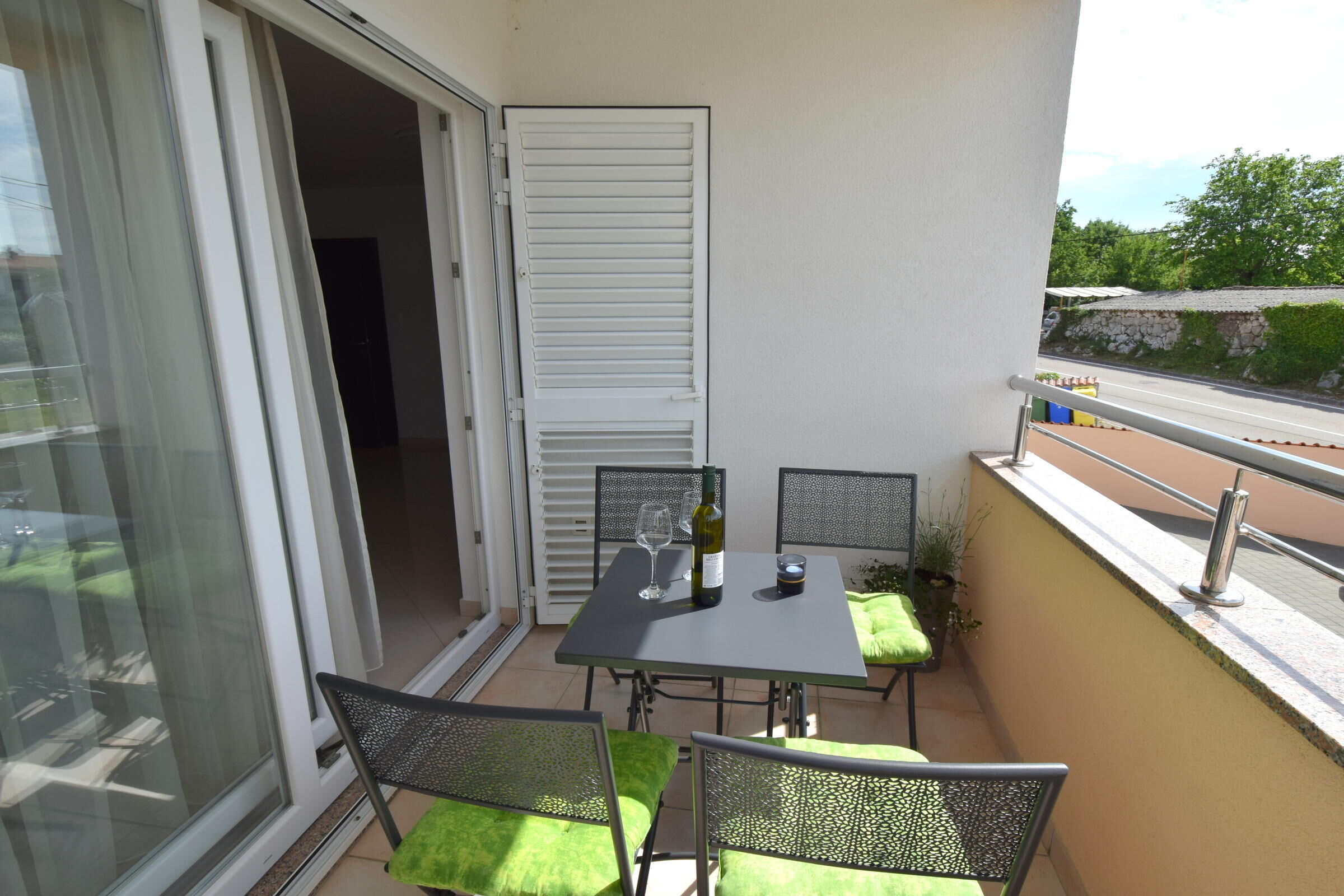 Apartment Gem 62285-A1