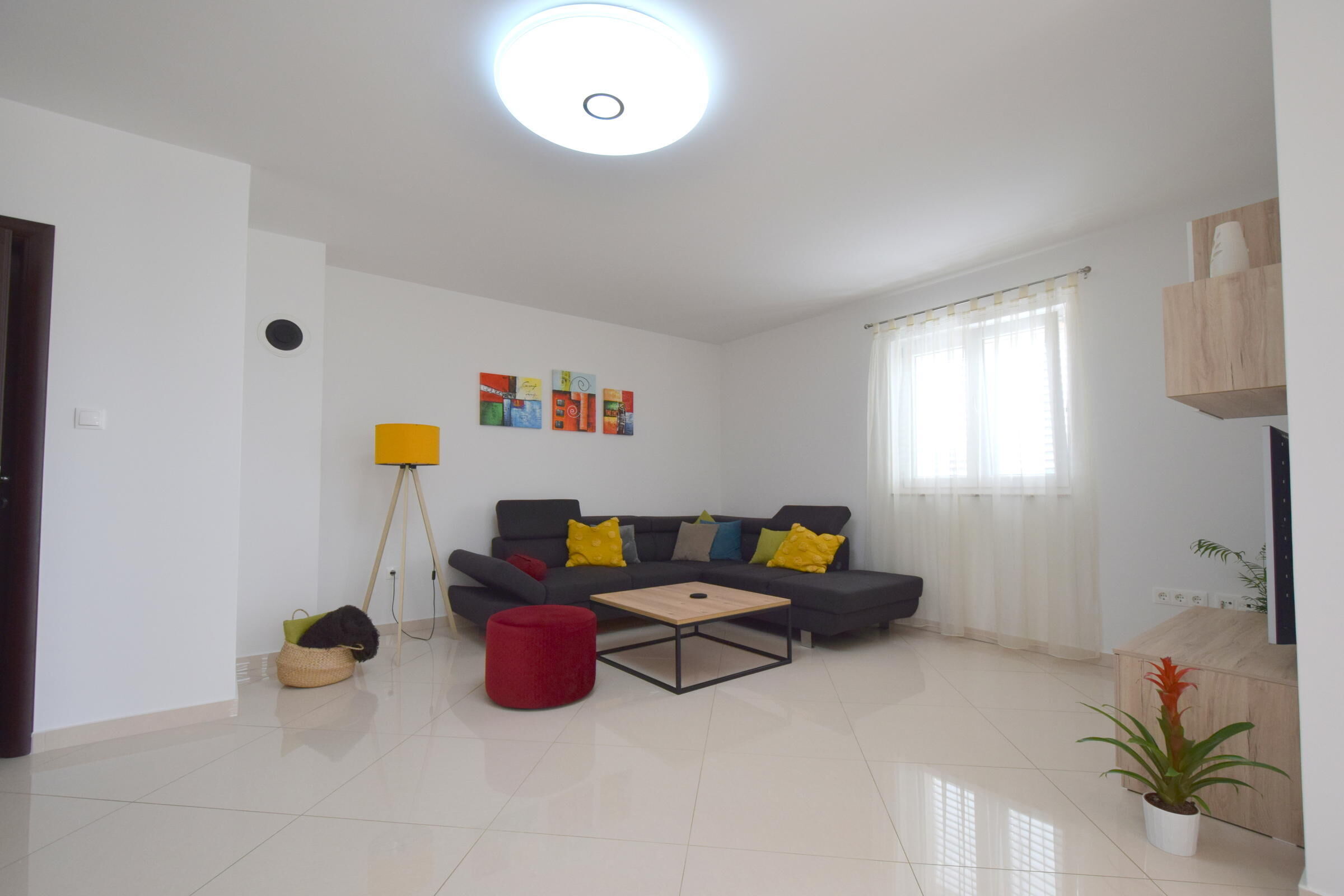 Apartment Gem 62285-A1