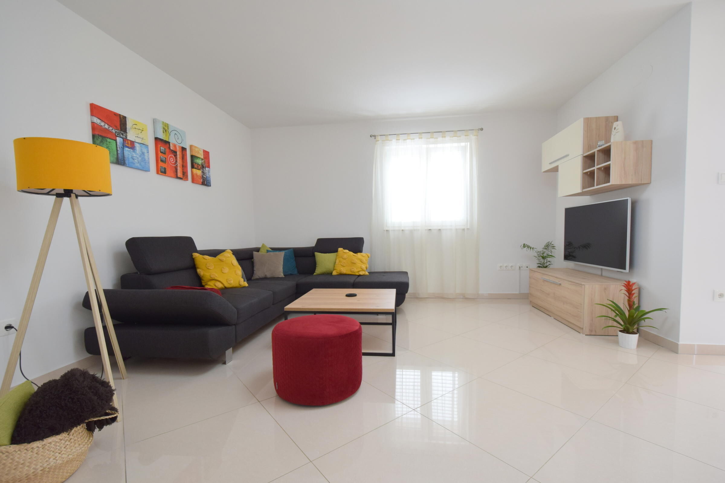 Apartment Gem 62285-A1