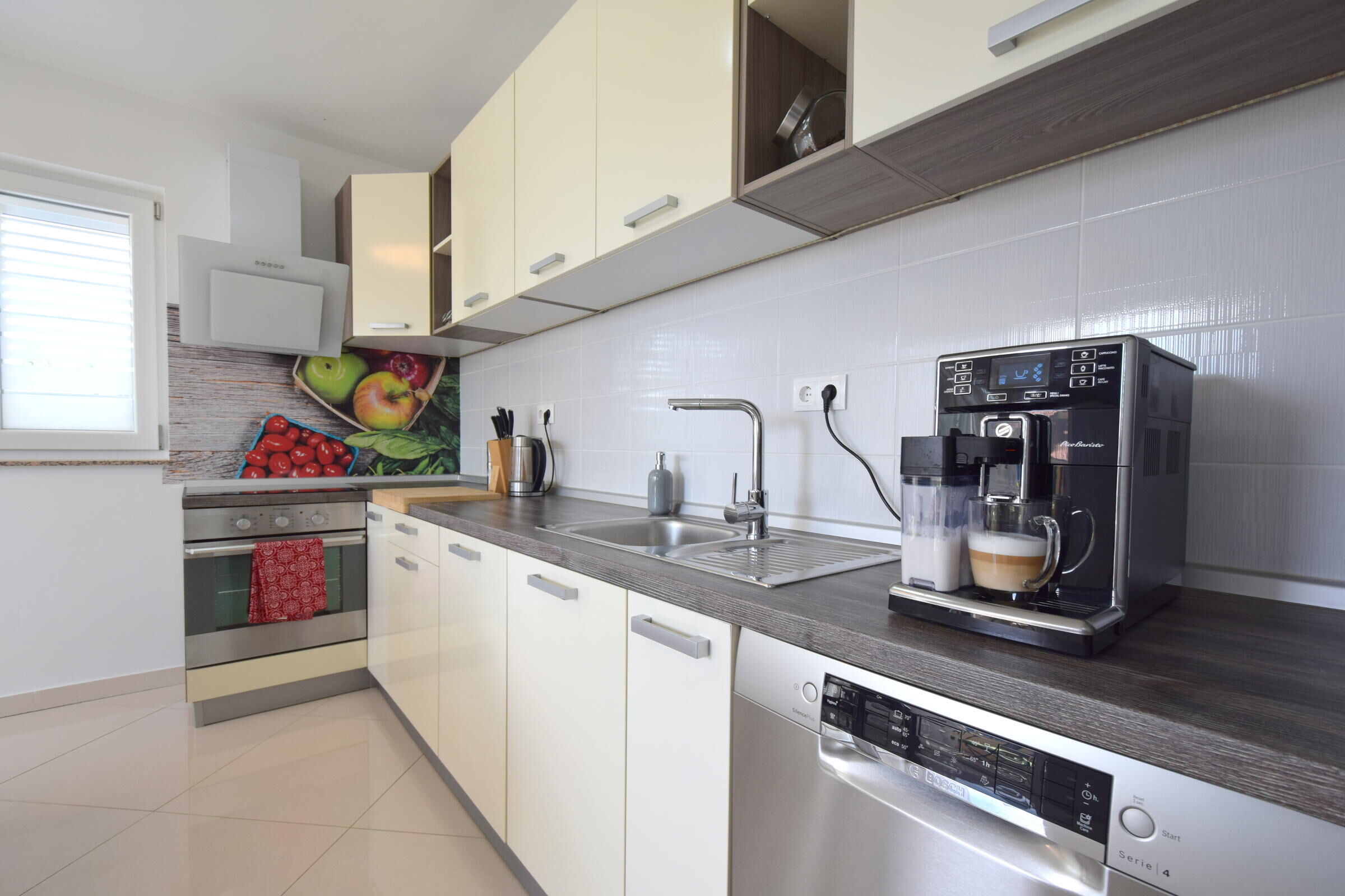 Apartment Gem 62285-A1