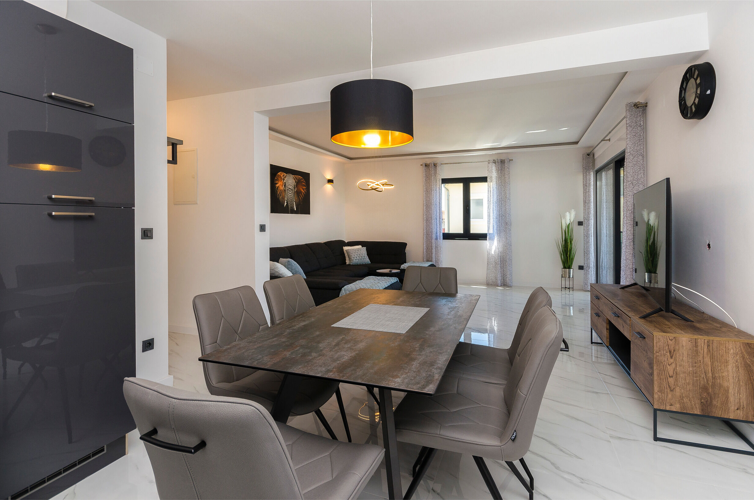Apartments Villa Casia 33802-A2