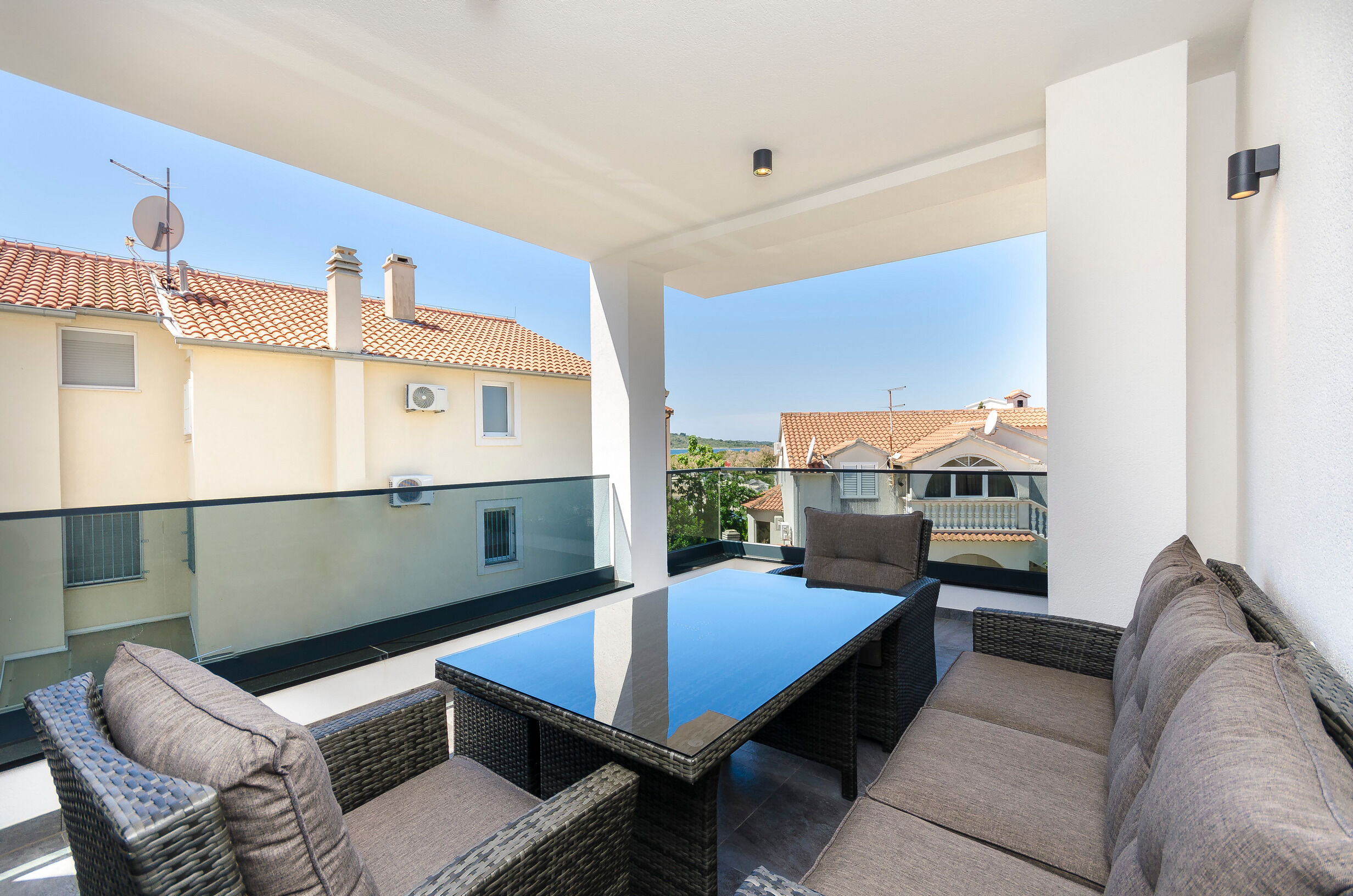 Apartments Villa Casia 33802-A2