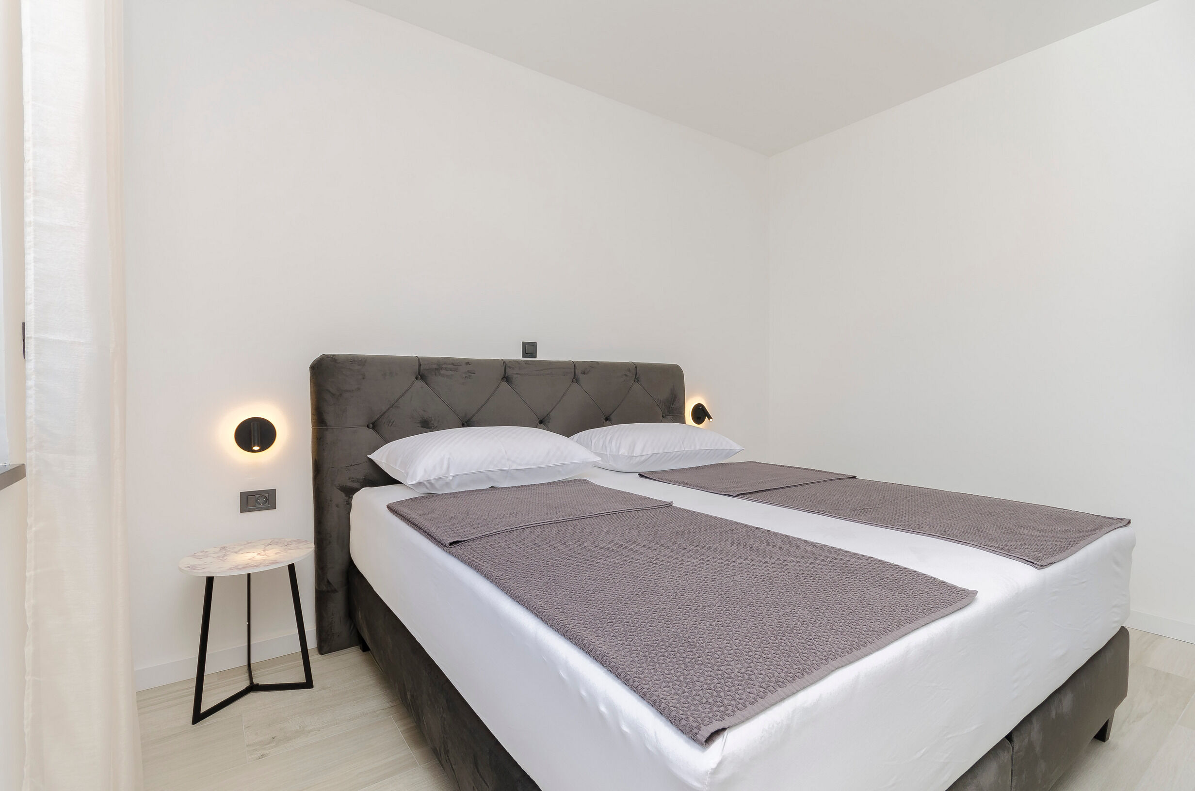 Apartments Villa Casia 33802-A2