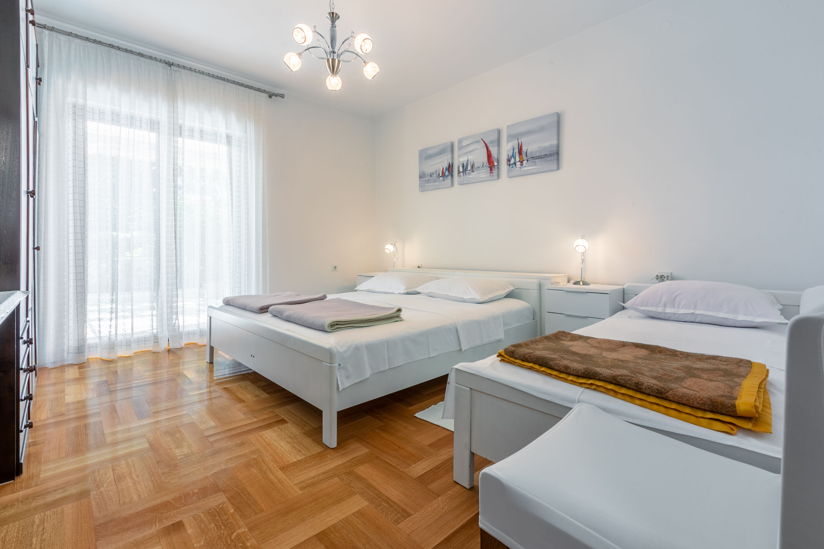 Apartments Mirena 81581-A1