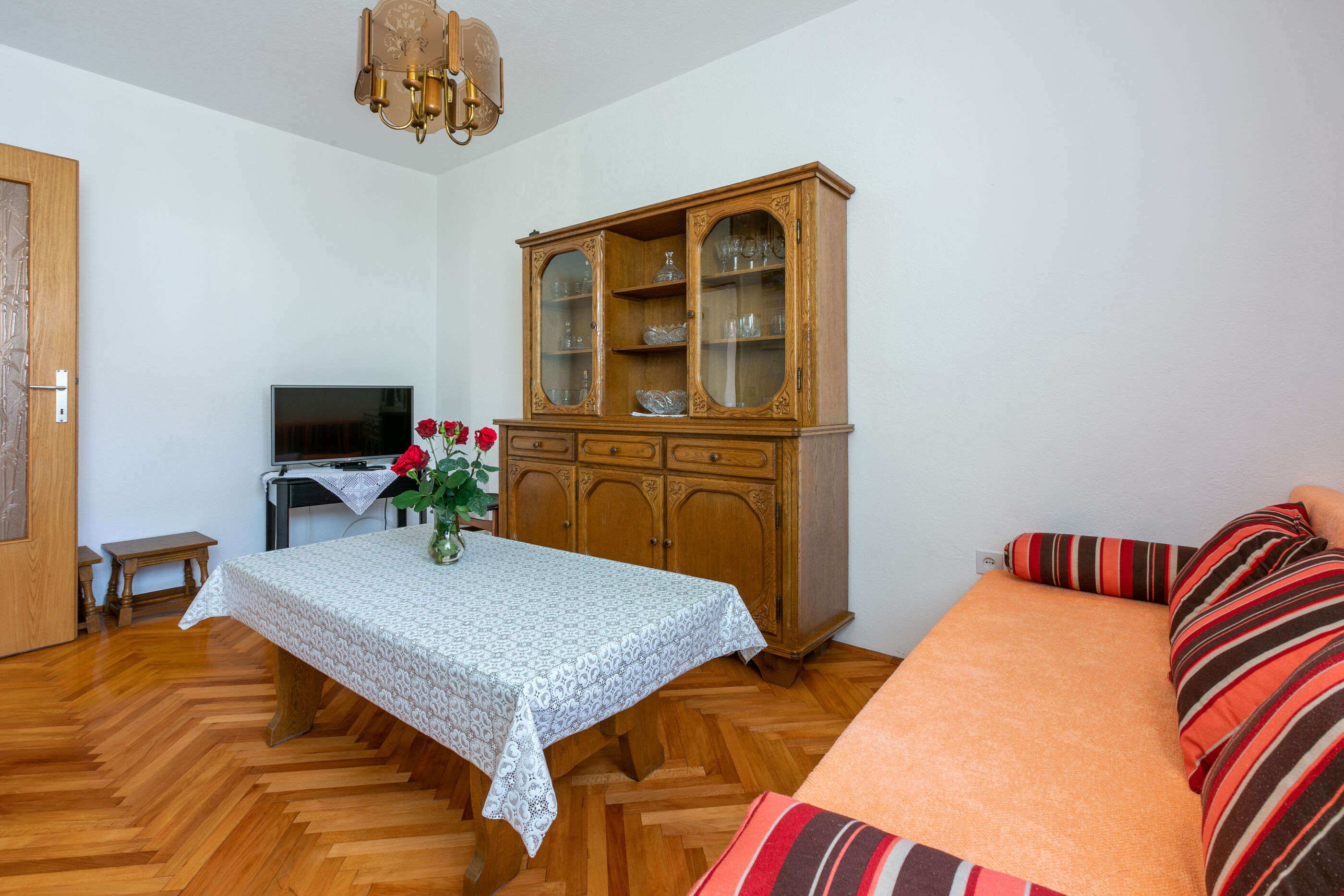 Apartments Mirena 81581-A3