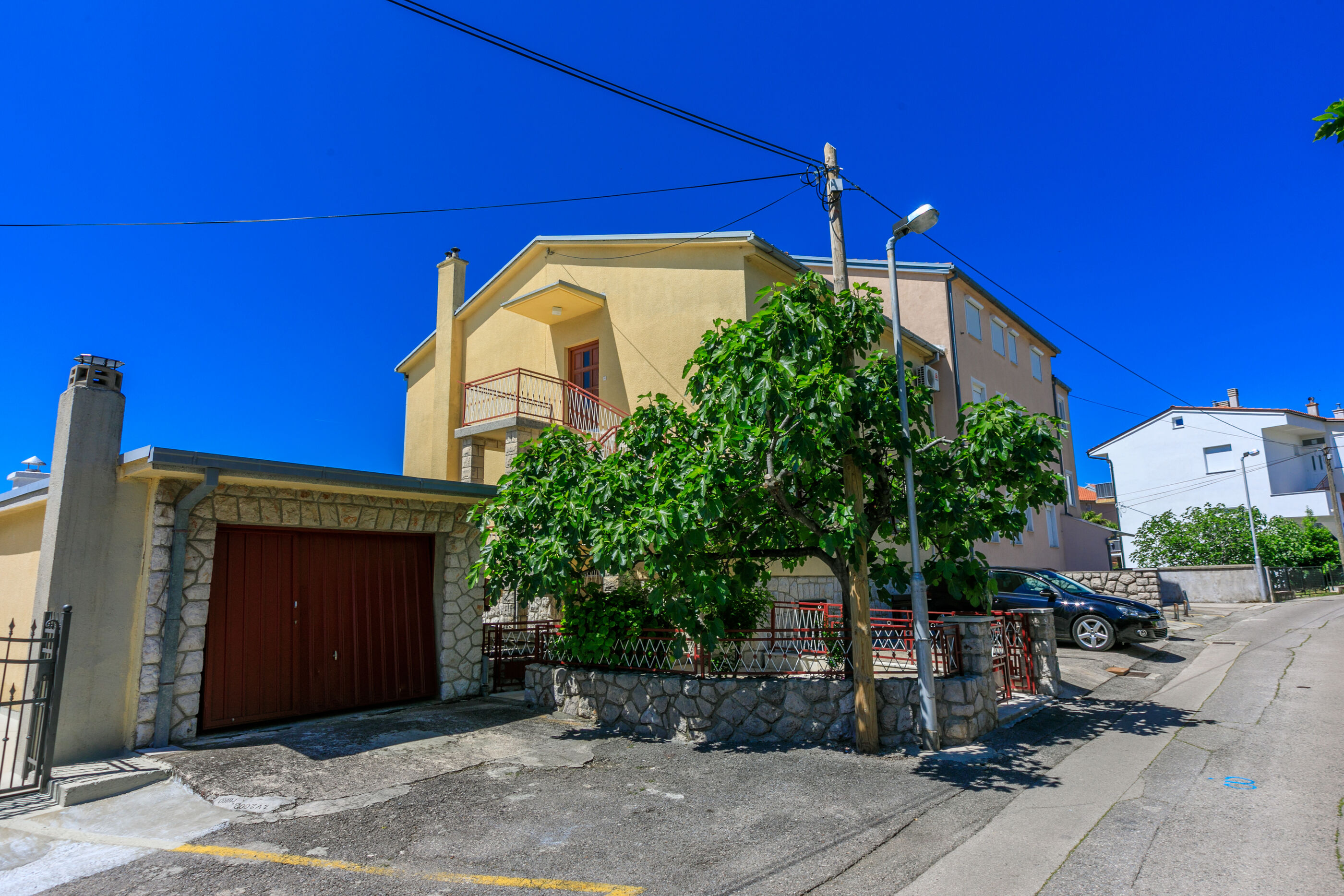 Apartments Mirena 81581-A2