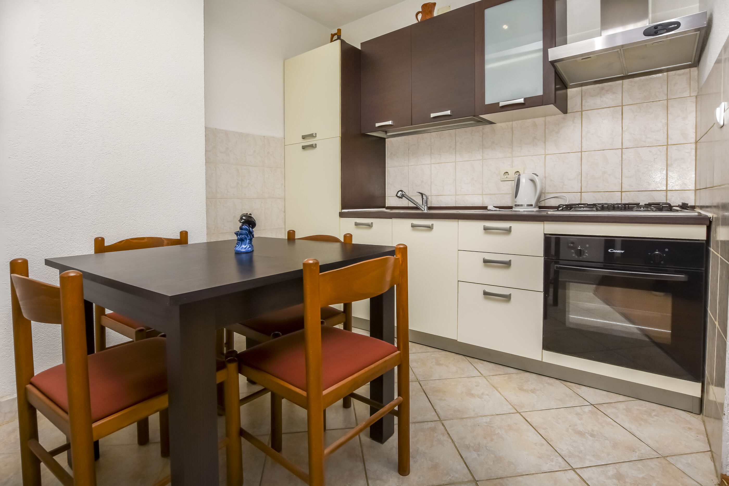 Apartments Juro 81781-A1