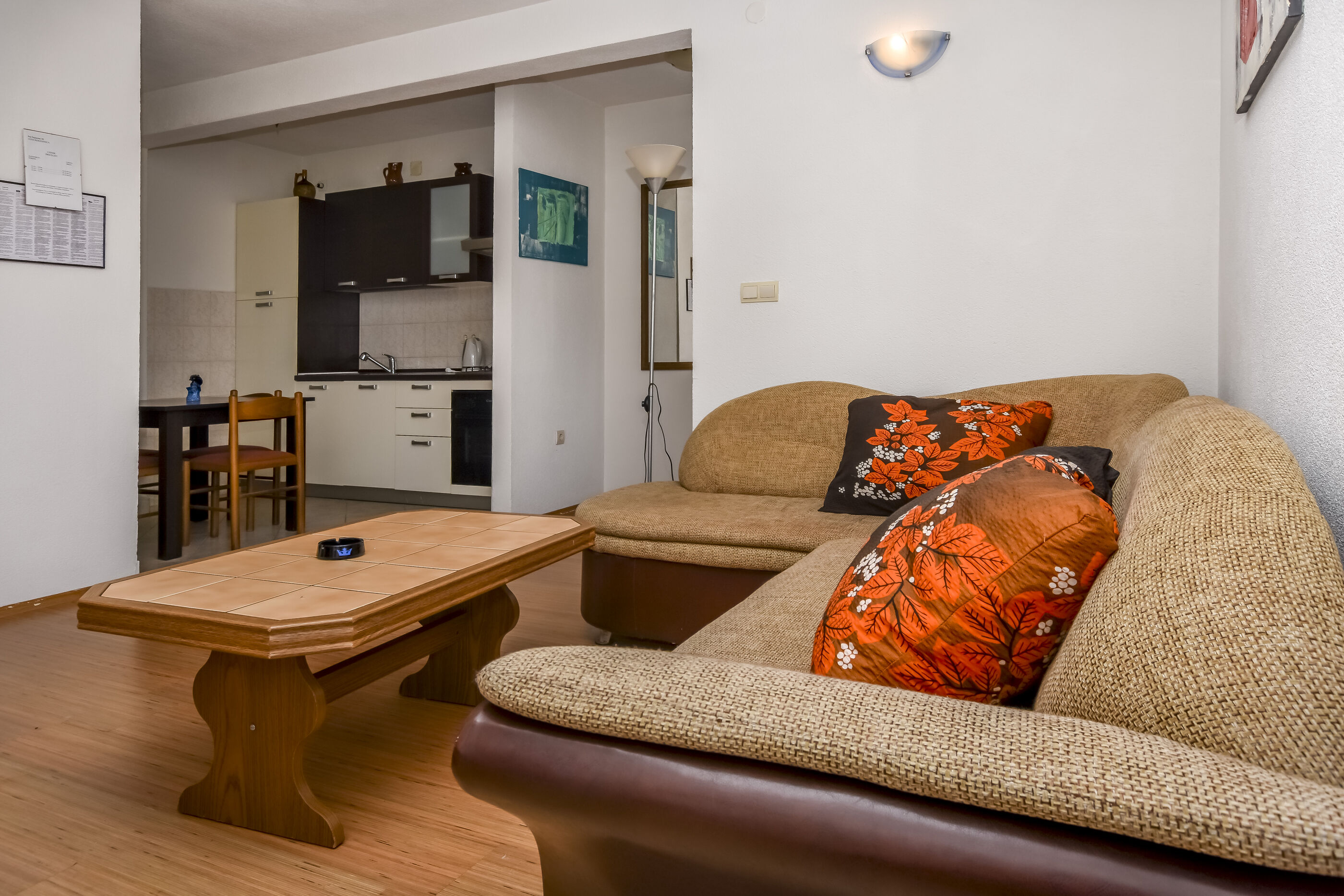Apartments Juro 81781-A1