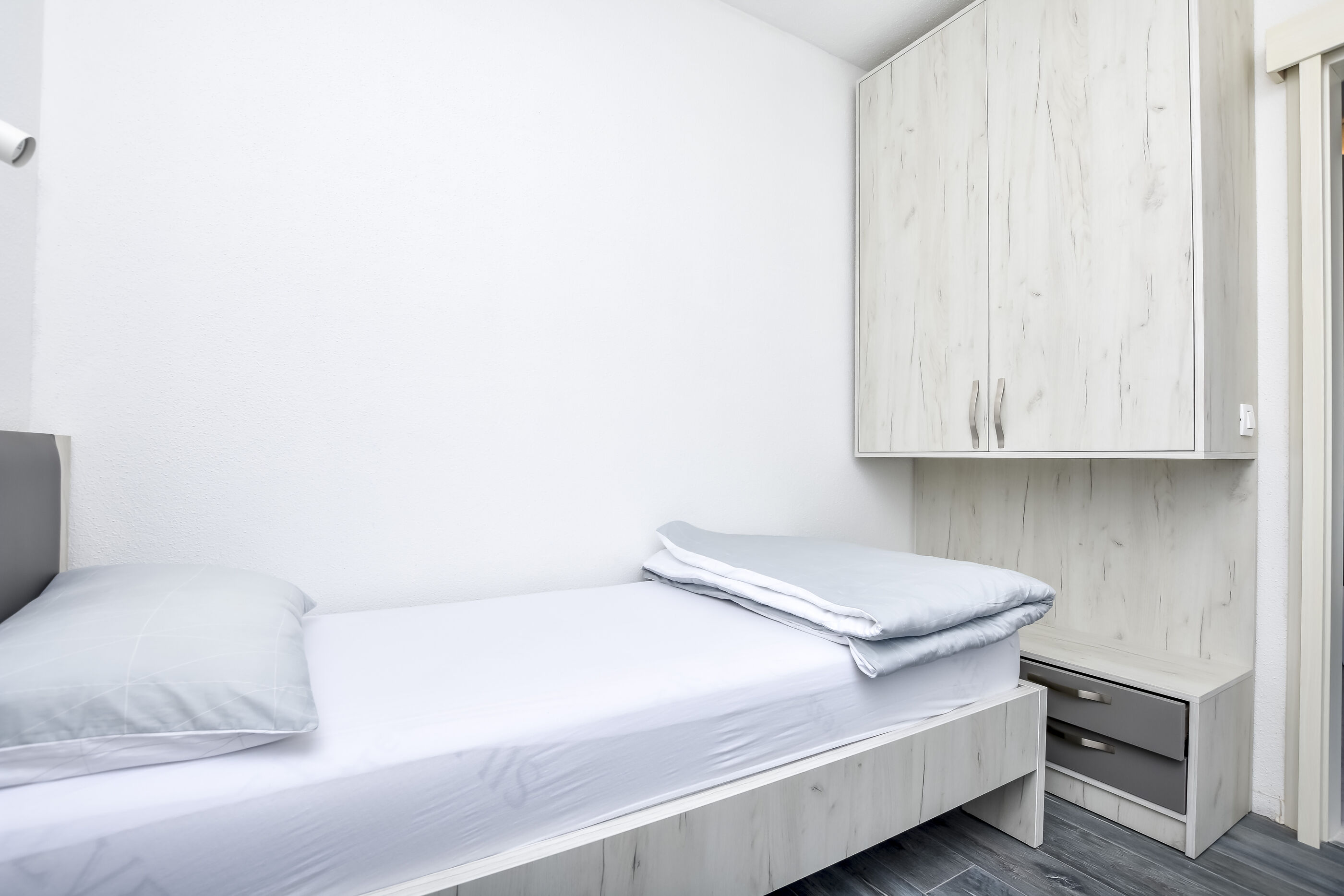Apartments Juro 81781-A3