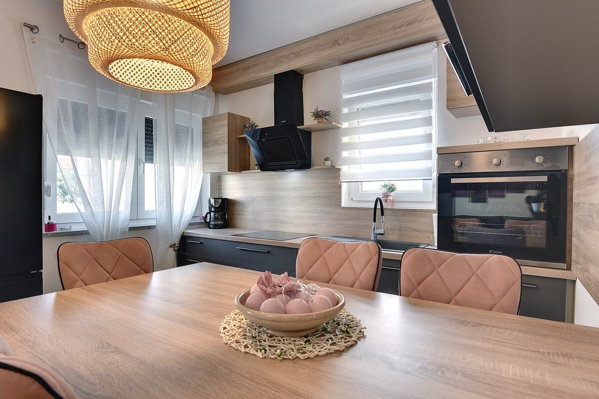 House Ivona 74205-A1