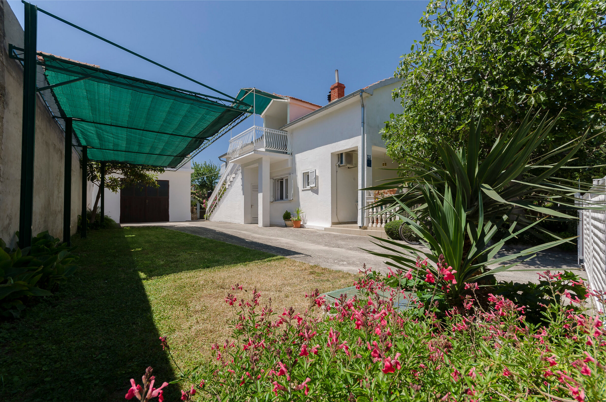 Apartments Mirjana Blue Beach 80161-A2