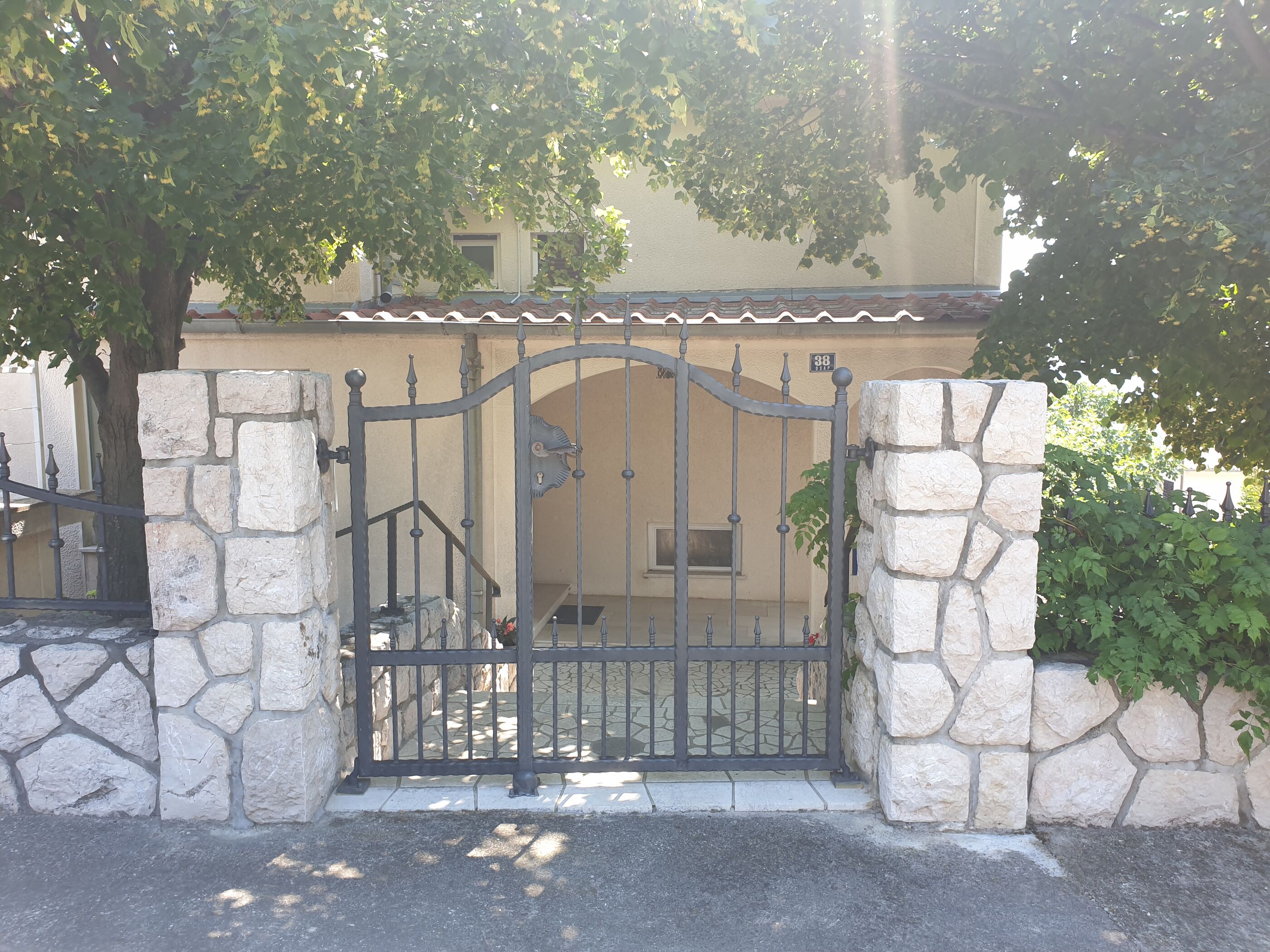 Apartments Danica 81811-A1