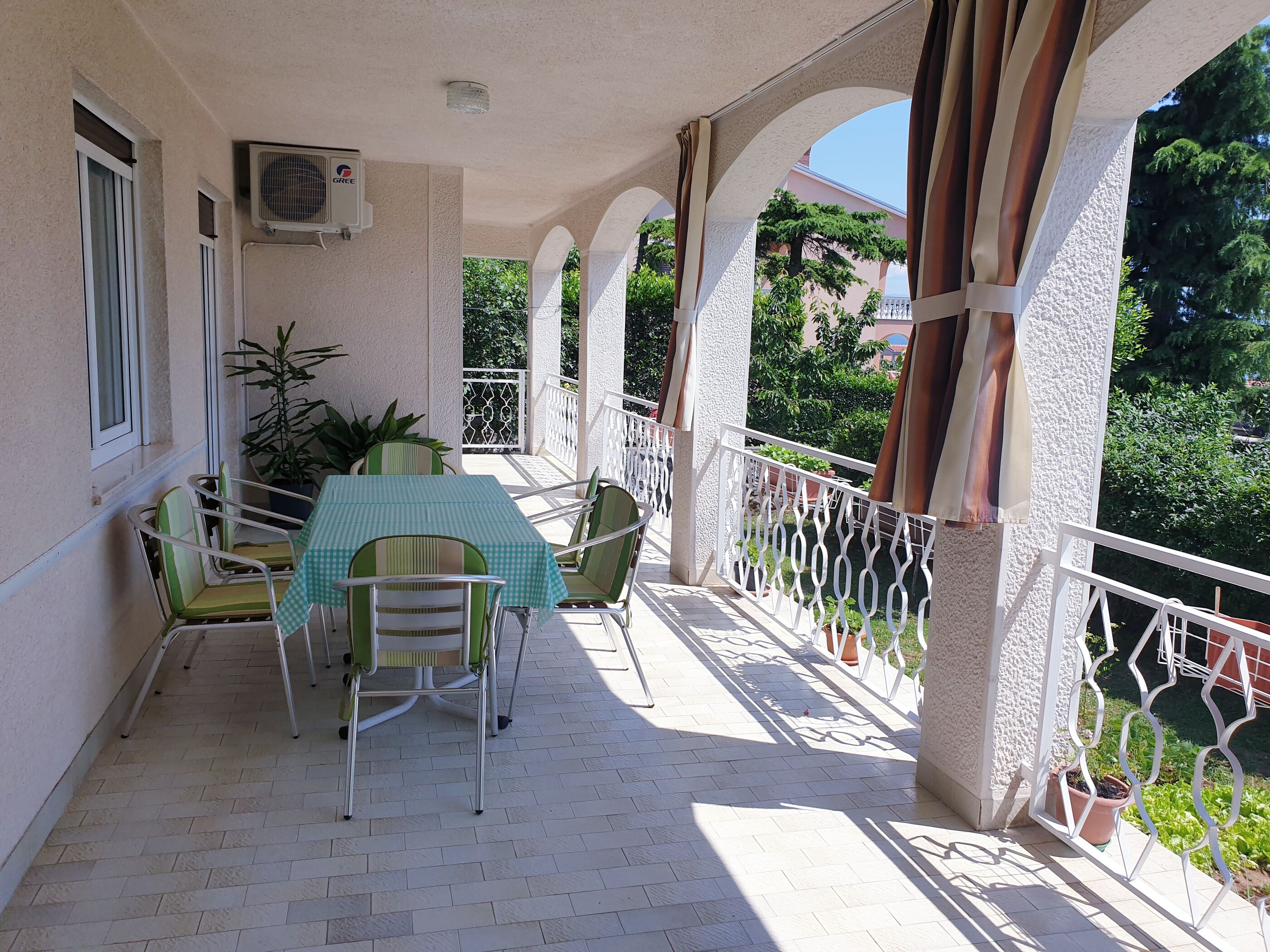 Apartments Danica 81811-A2