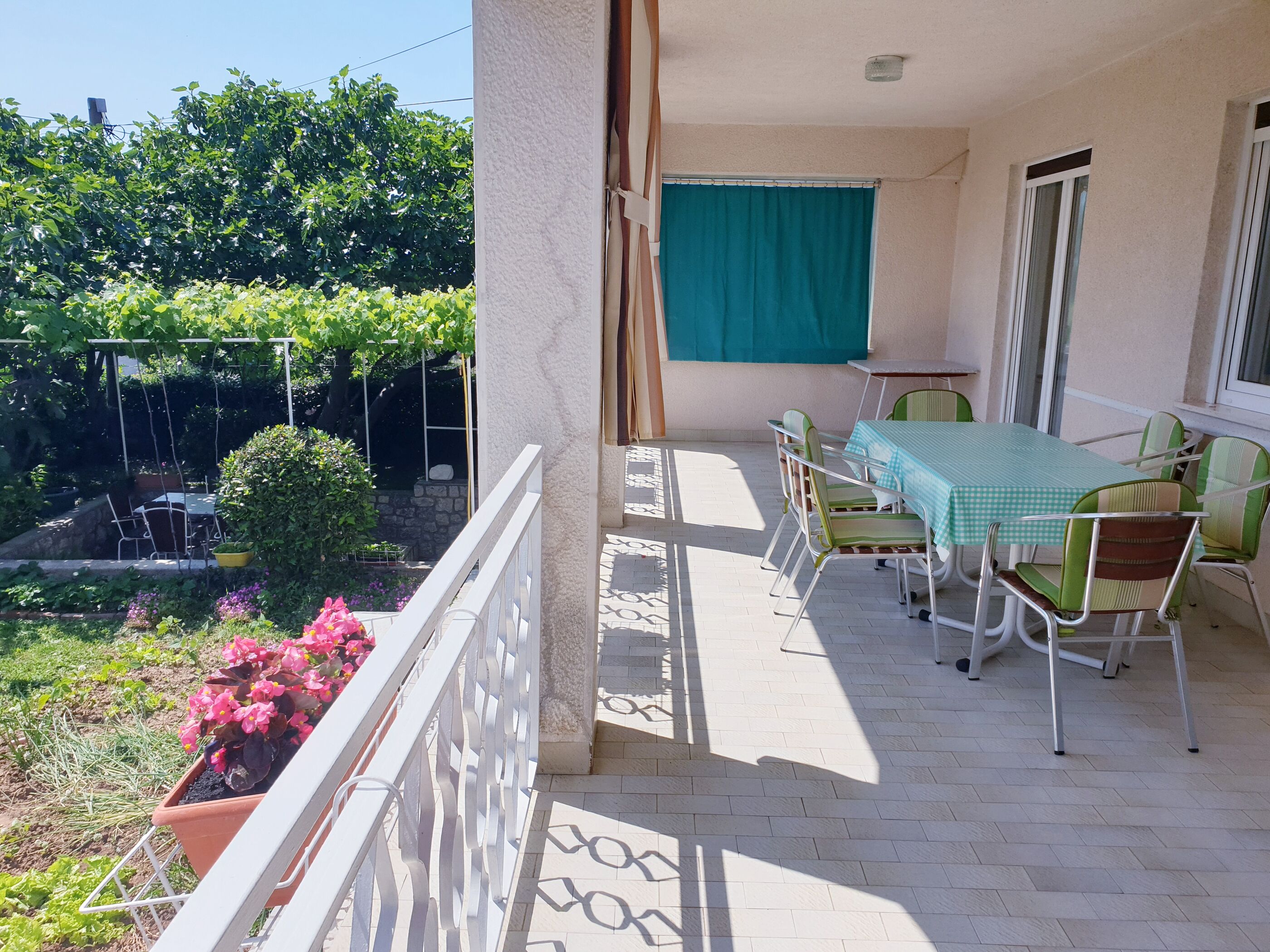 Apartments Danica 81811-A2