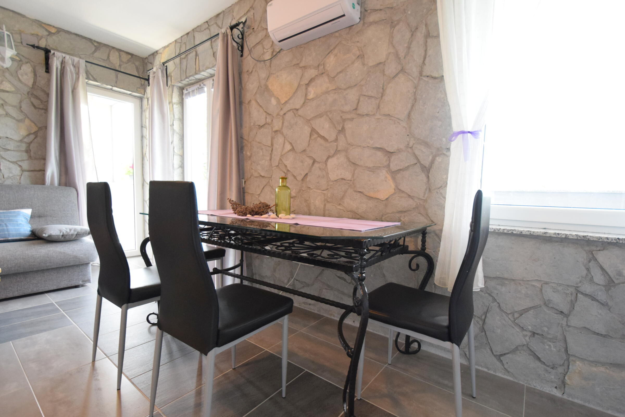 Apartments Kolić 62144-A1