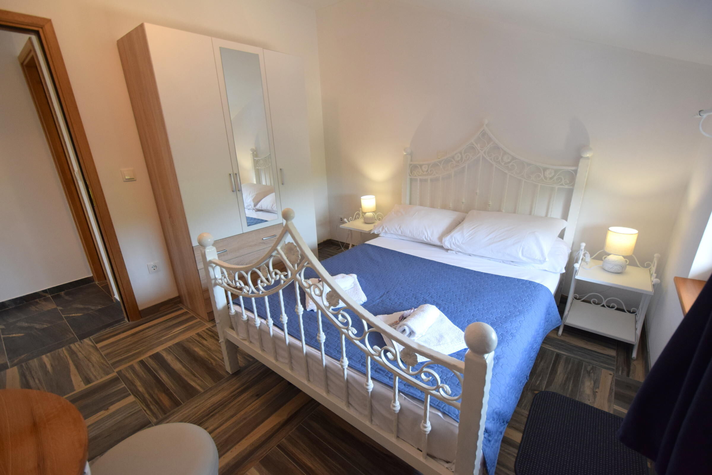 Apartments Kolić 62144-A2
