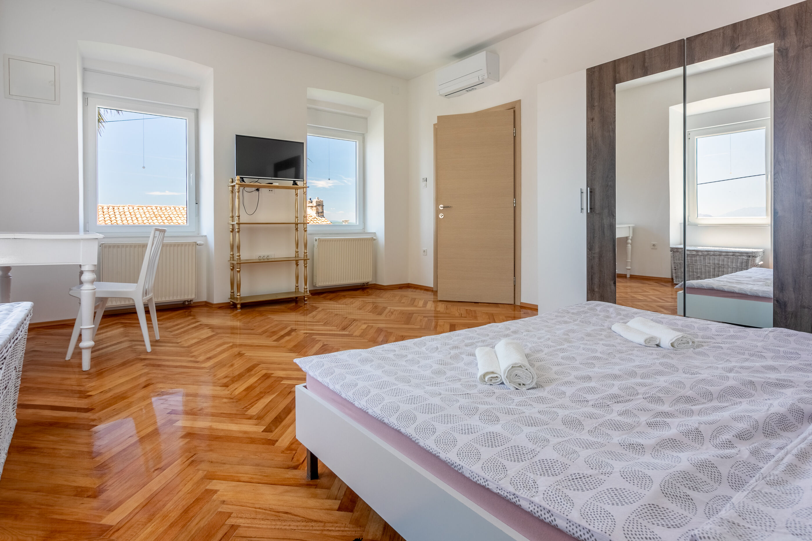 House TINAC 81931-K1