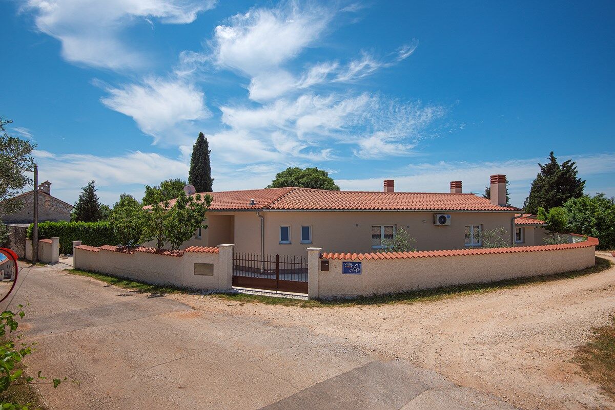 Villa Lu 74206-K1