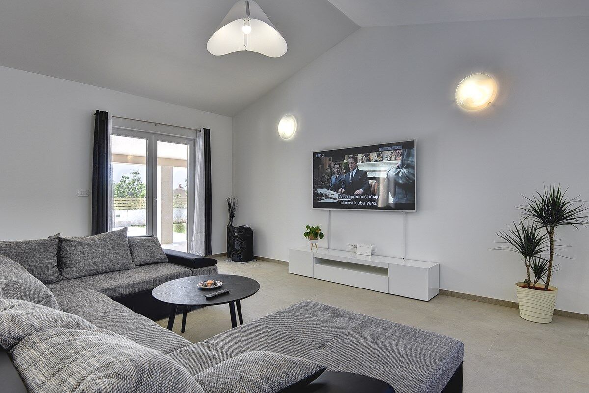 Villa Lu 74206-K1