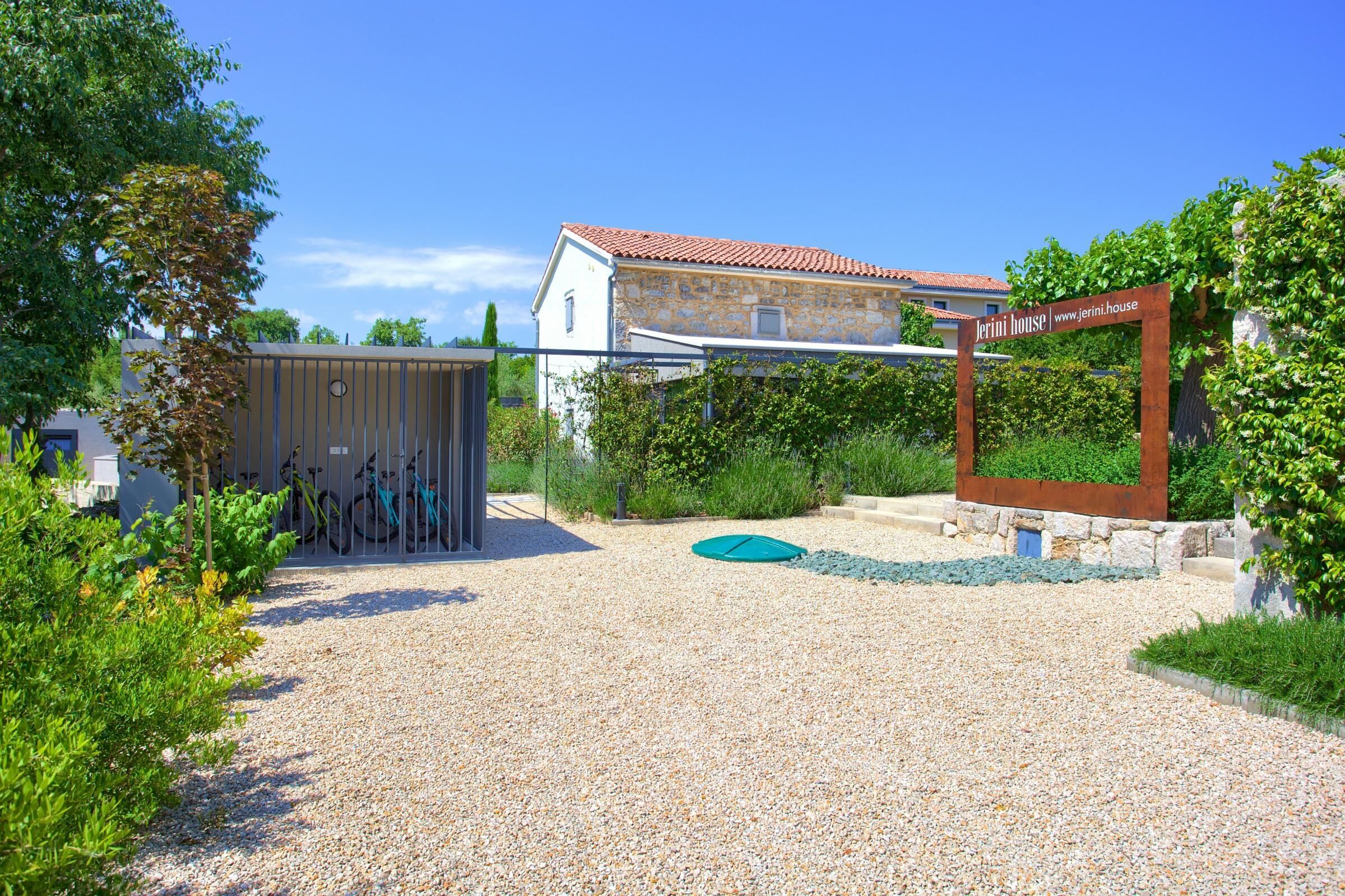 House Villa Jerini cottage 62216-K1