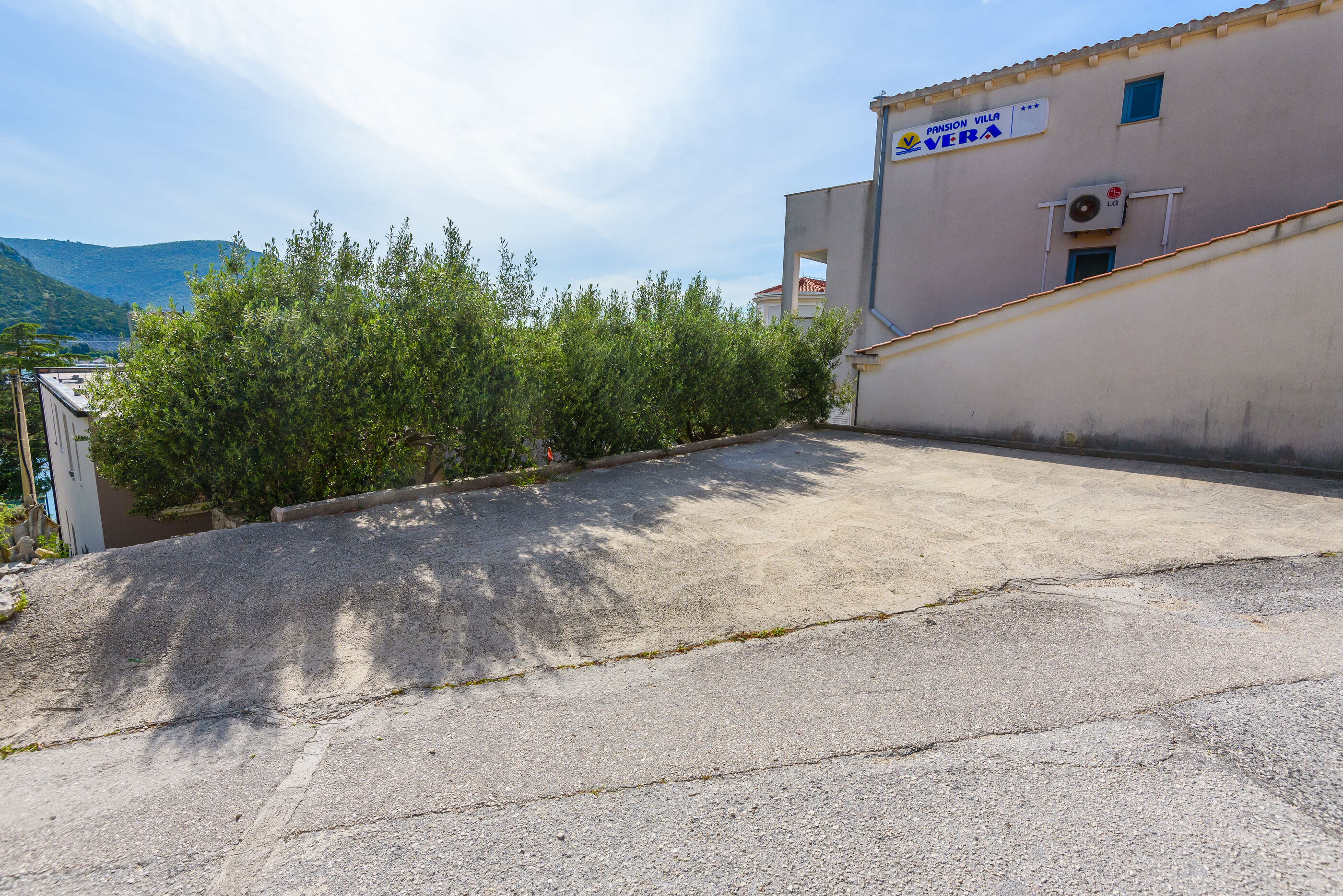 Apartments Zdravko 81491-A1