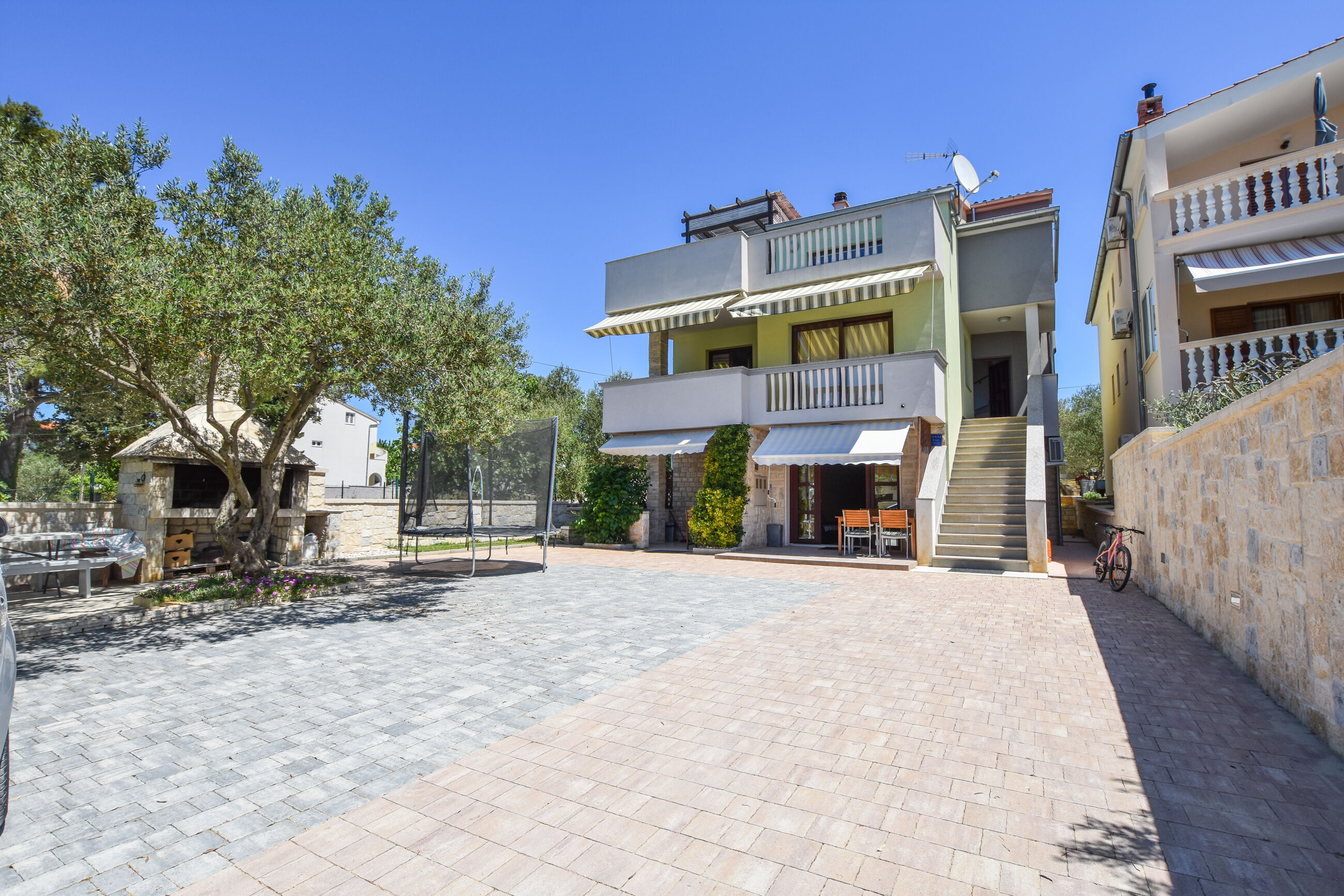 Apartments Yelkouan 82251-A2