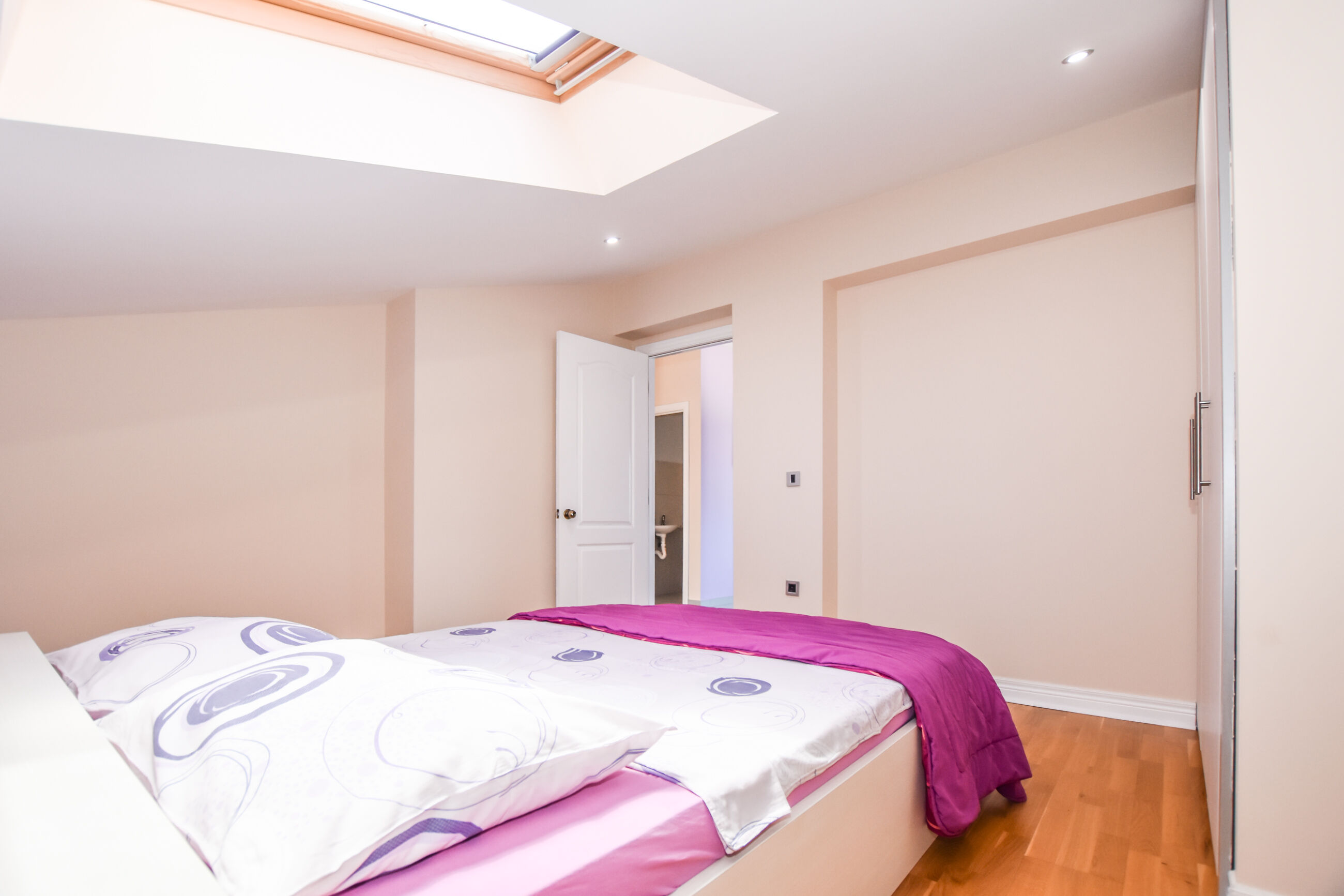 Apartments Yelkouan 82251-A3