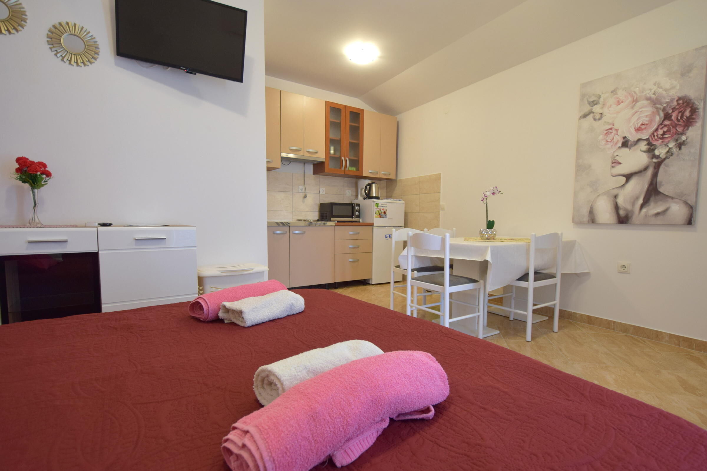 Apartments Vrdoljak 62288-A2