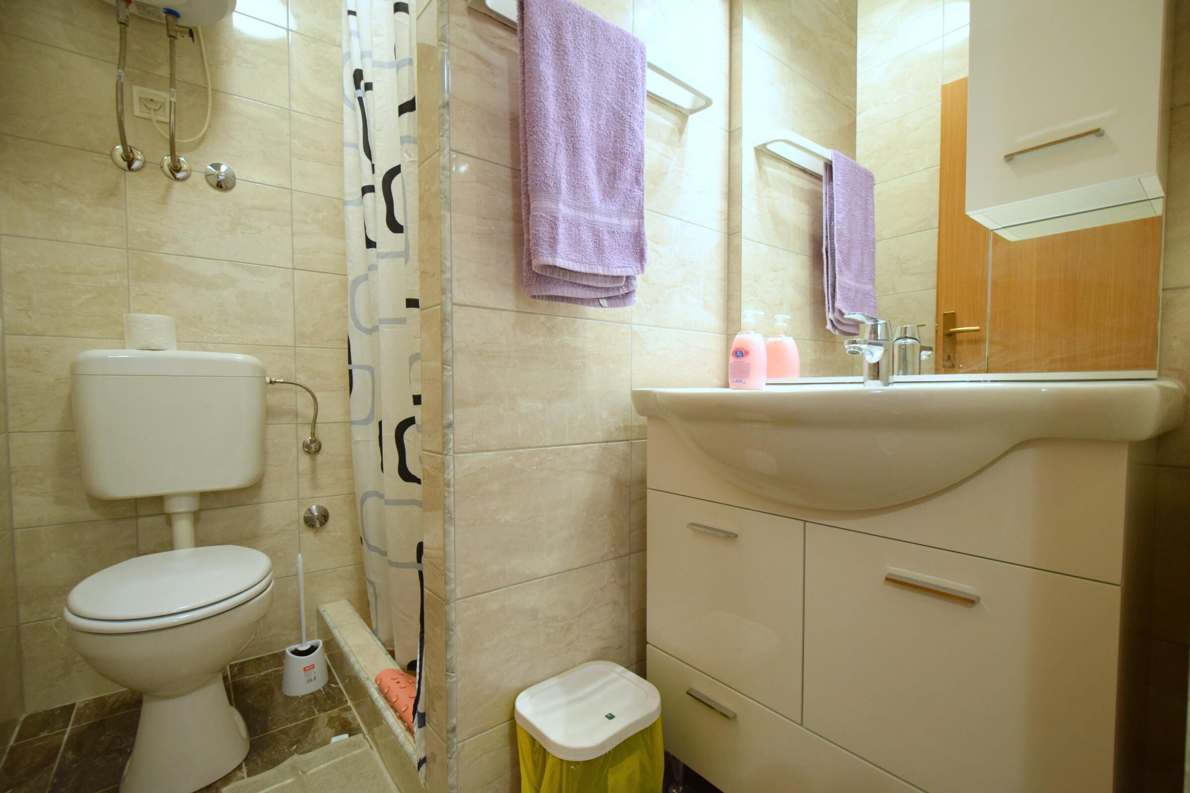 Apartments Vrdoljak 62288-A2