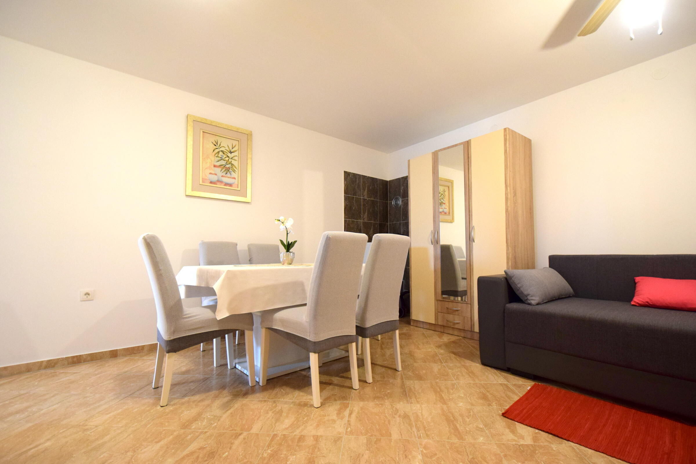 Apartments Vrdoljak 62288-A1
