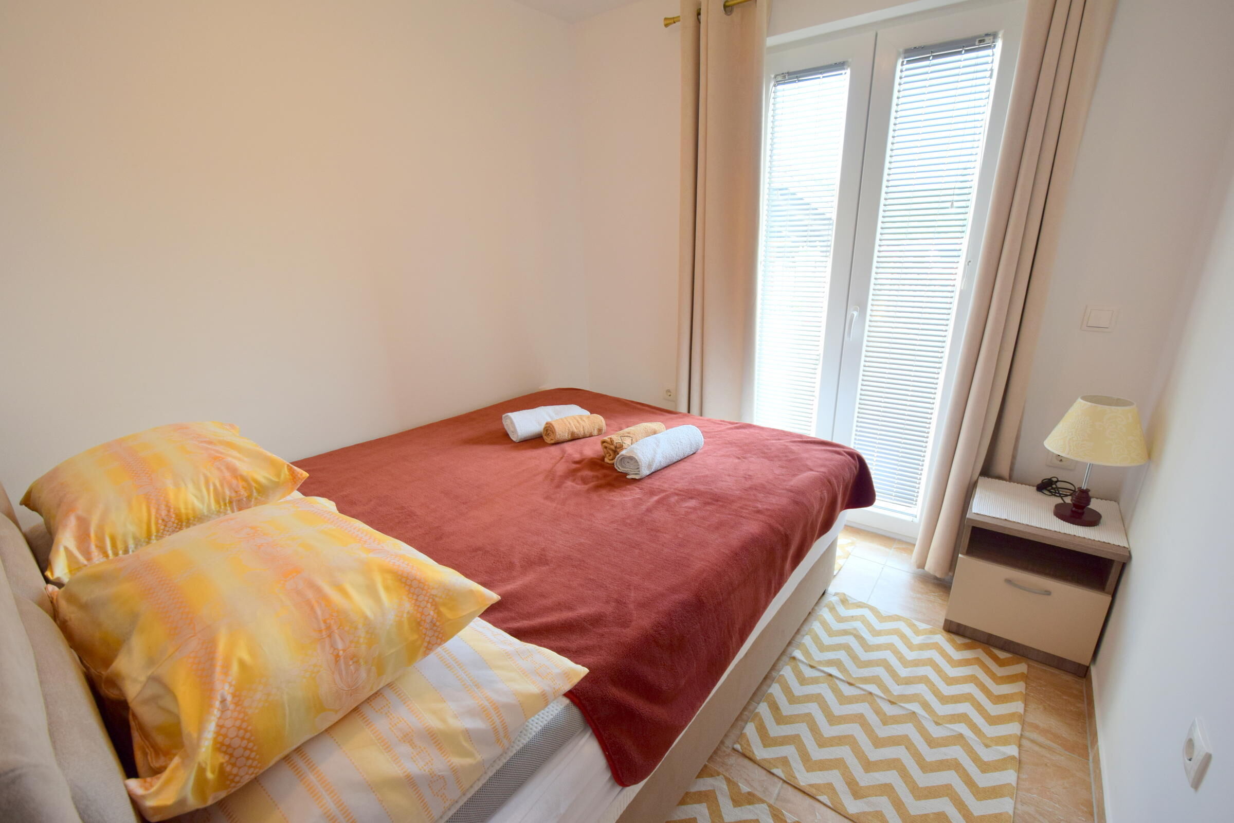 Apartments Vrdoljak 62288-A1