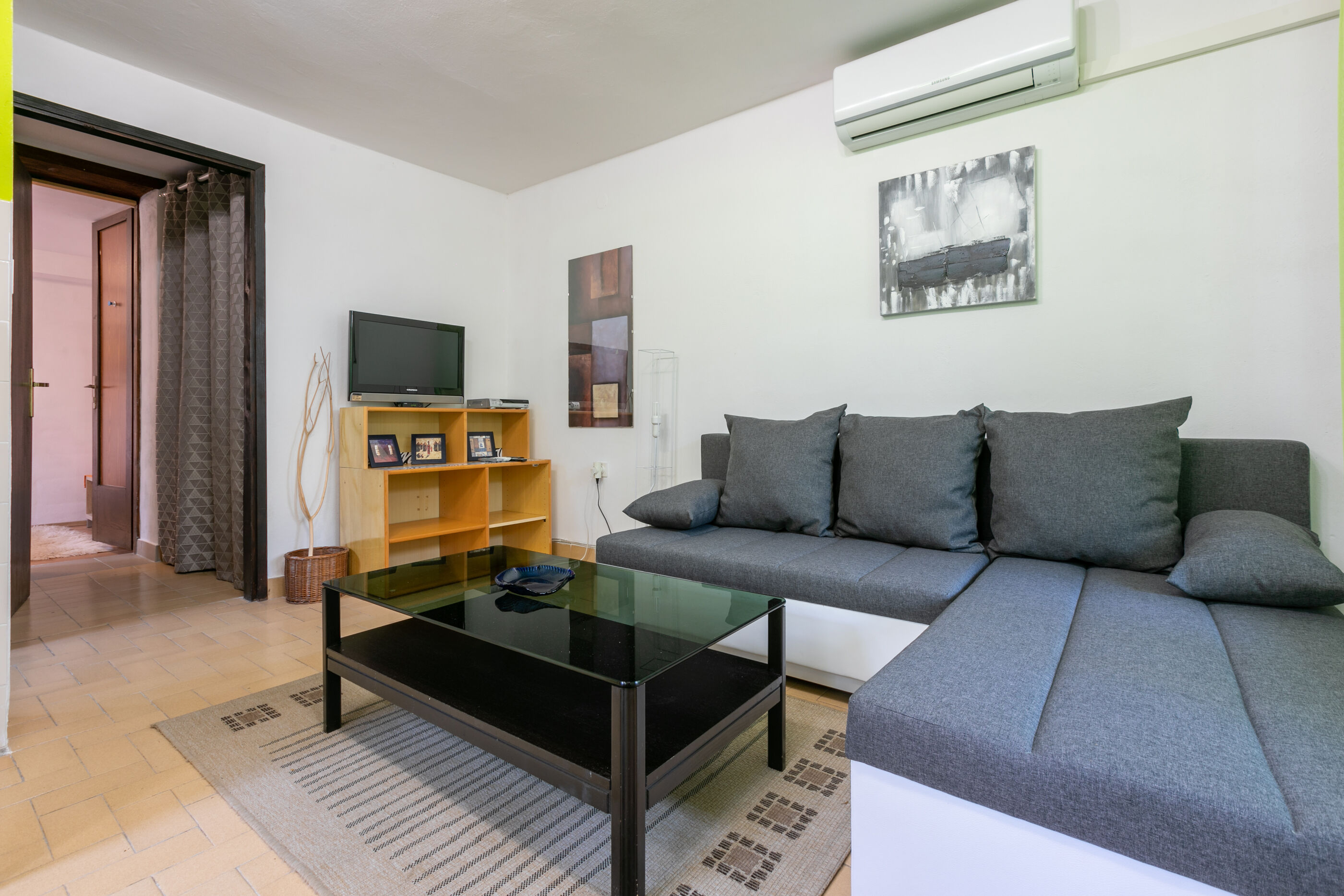 Apartments Zec 82271-A1