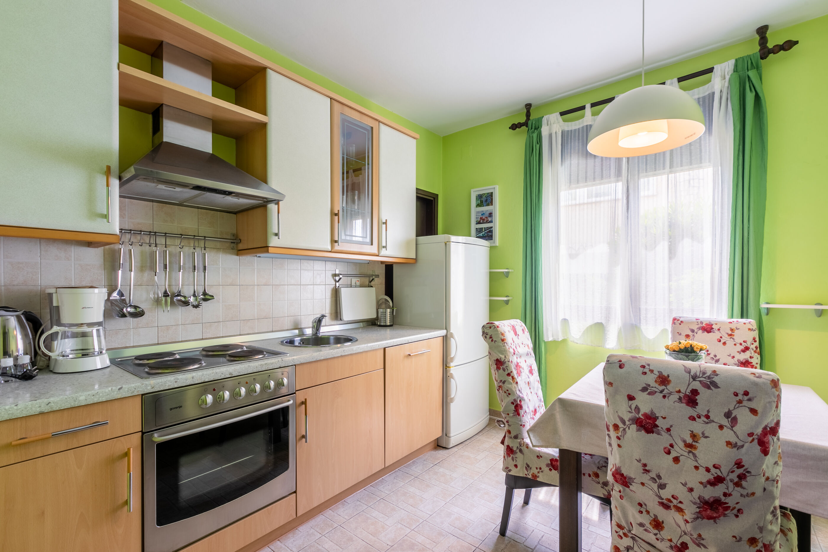 Apartments Zec 82271-A2
