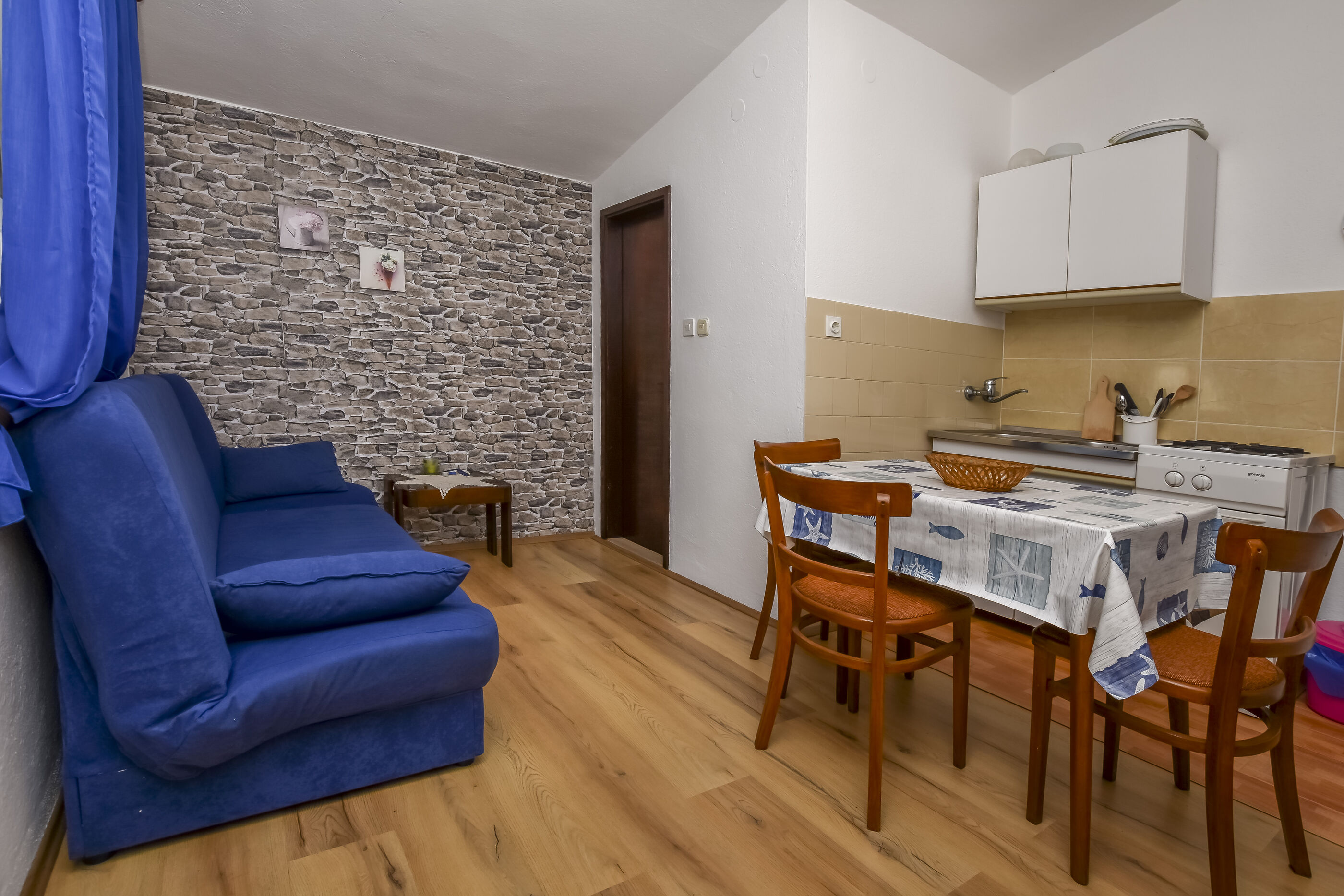 Apartments Jelka 10151-A2