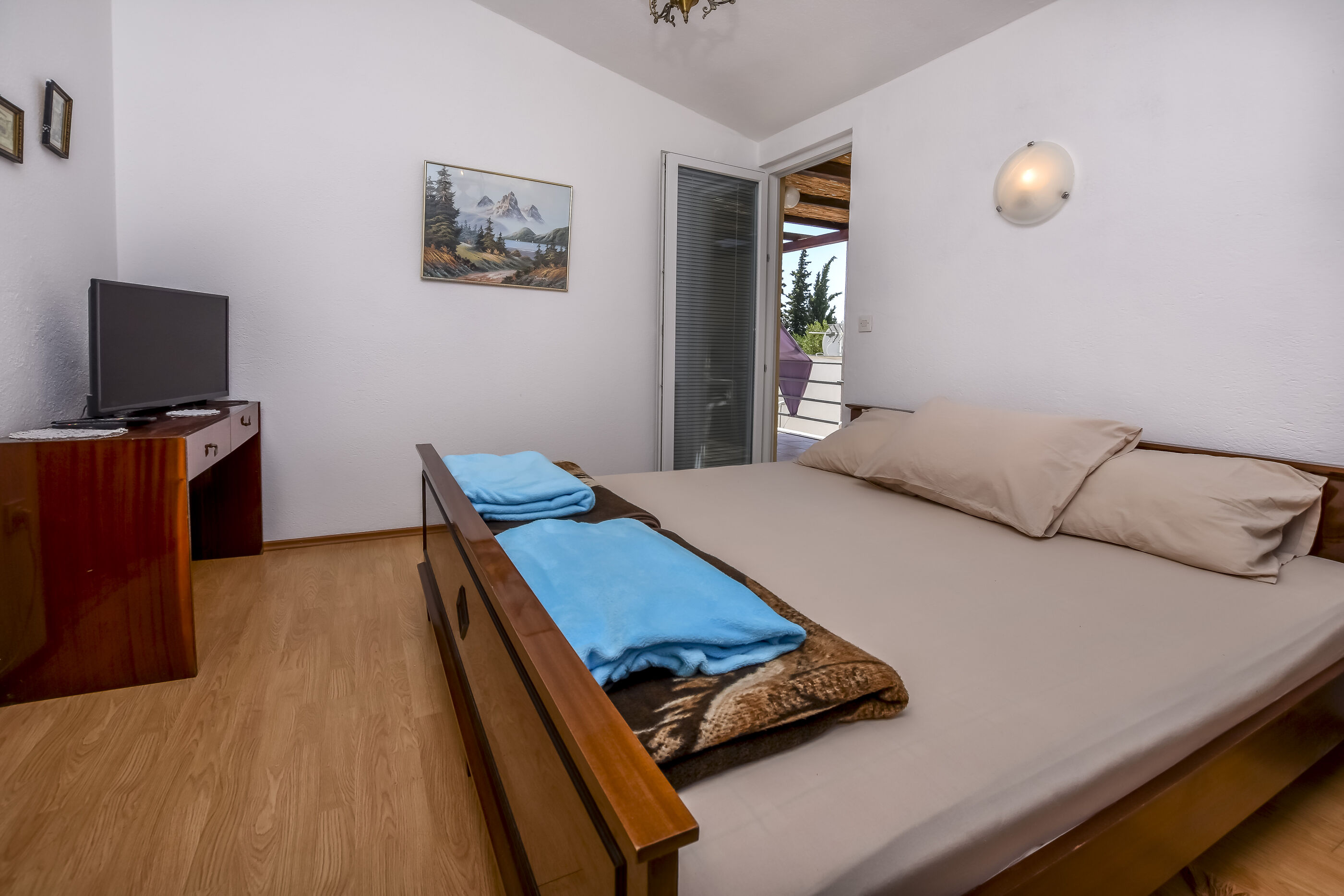 Apartments Jelka 10151-A2
