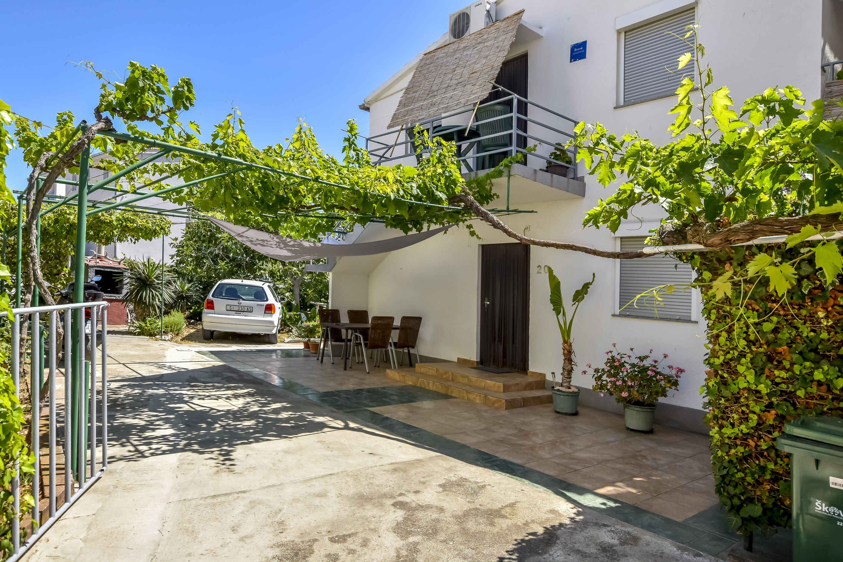 Apartments Jelka 10151-A2