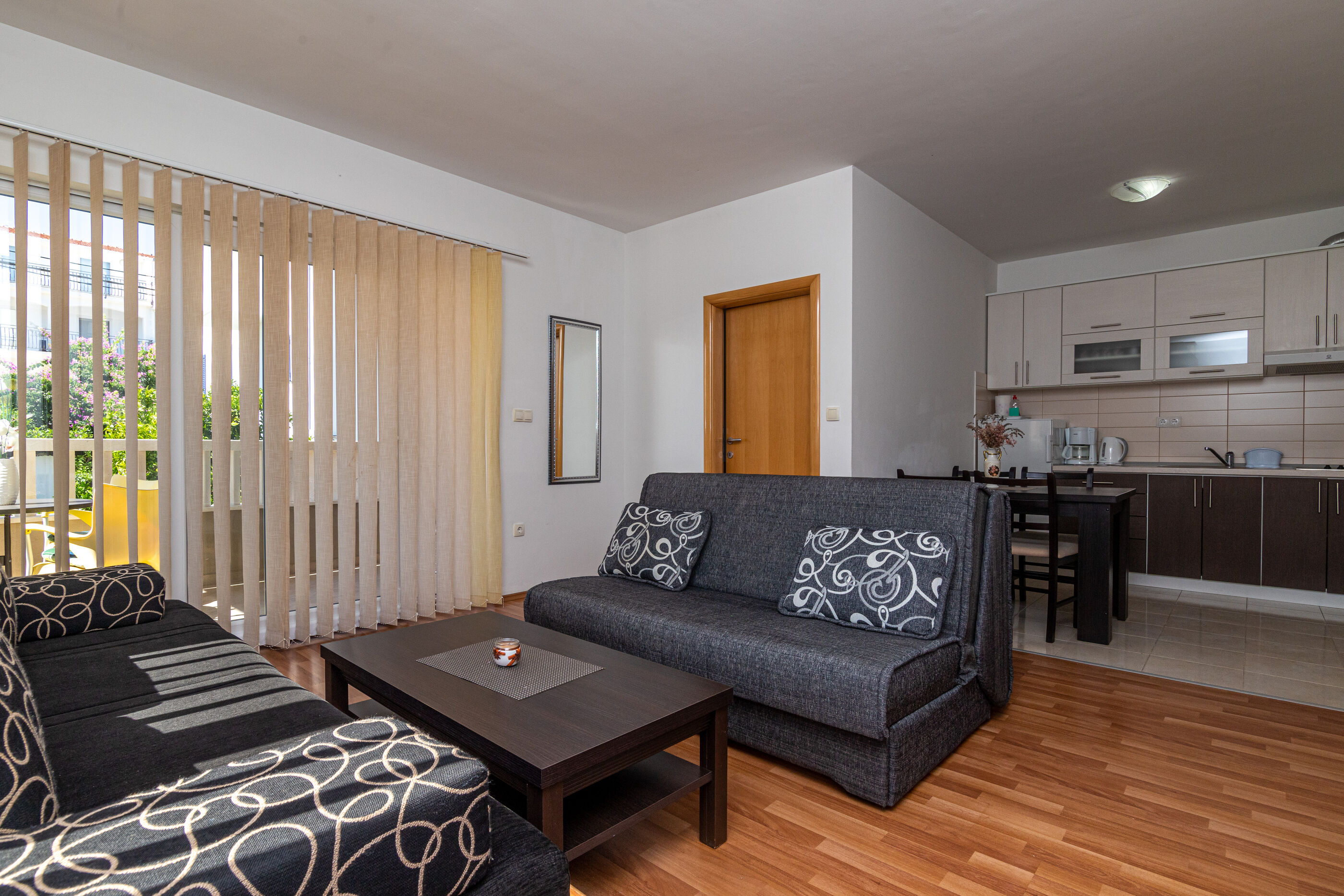Apartments Janja 30131-A2