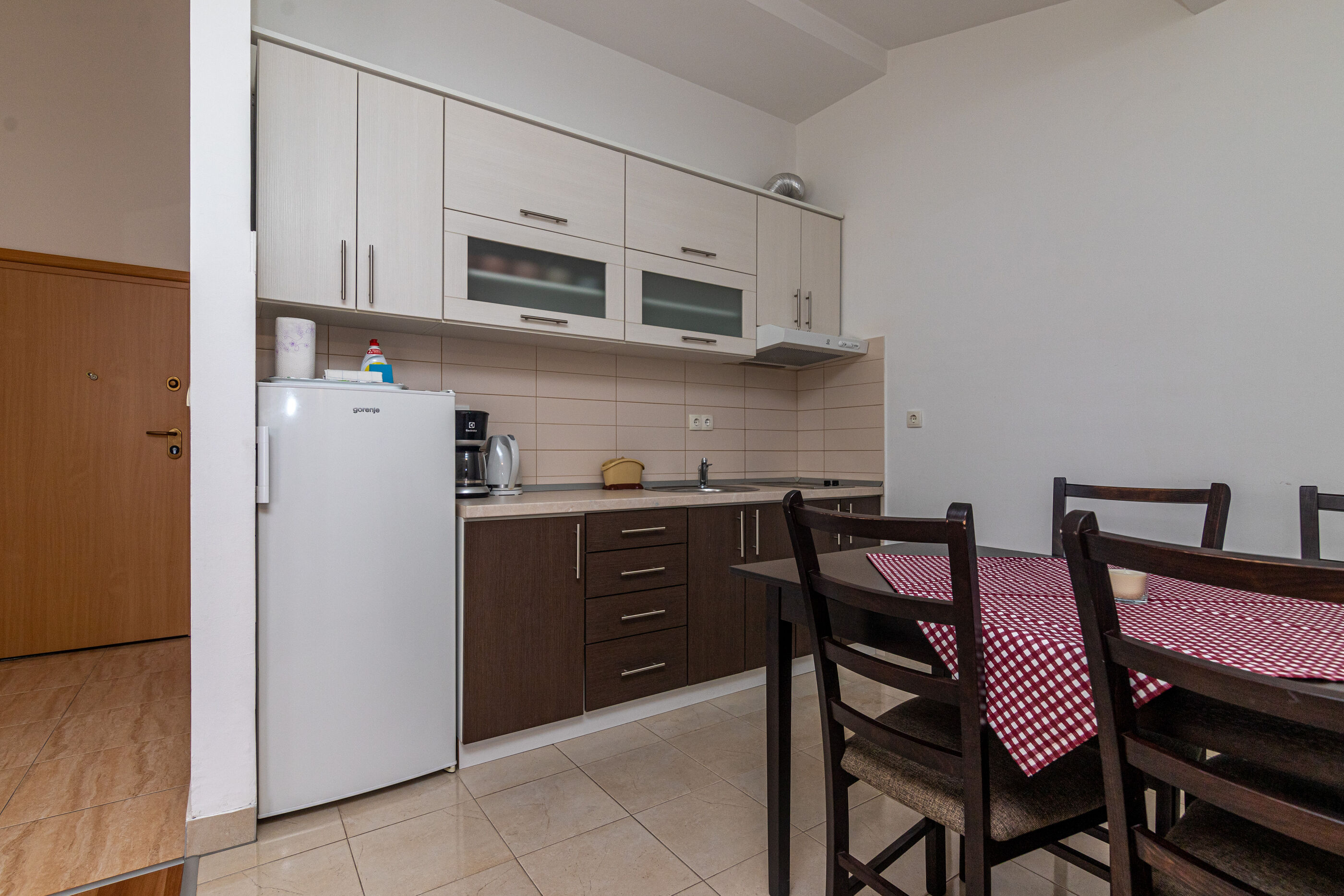 Apartments Janja 30131-A3