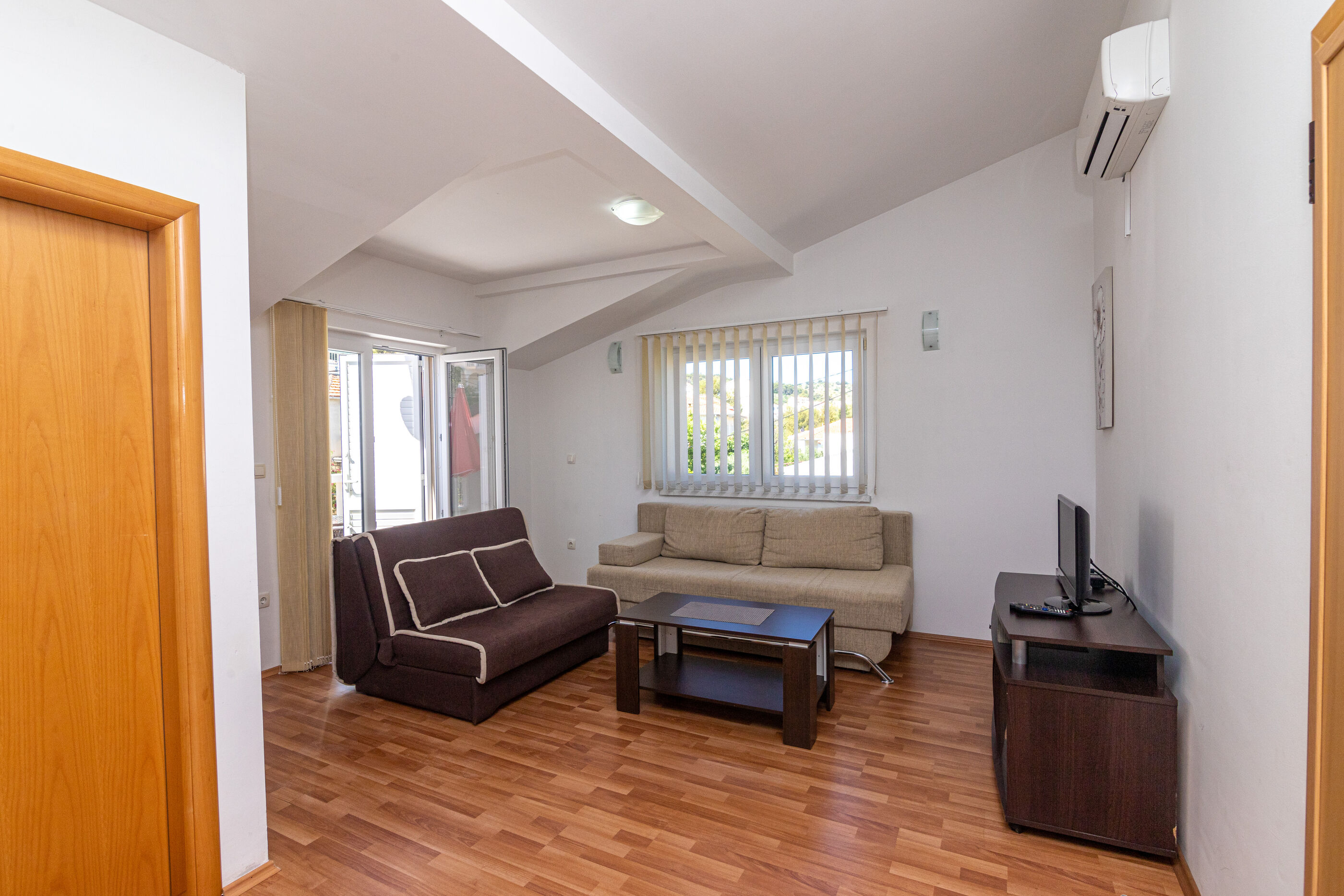 Apartments Janja 30131-A9